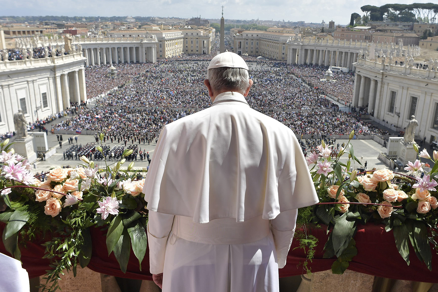 Pope Francis uses Easter sermon to condemn ‘horror and death’ in Syria