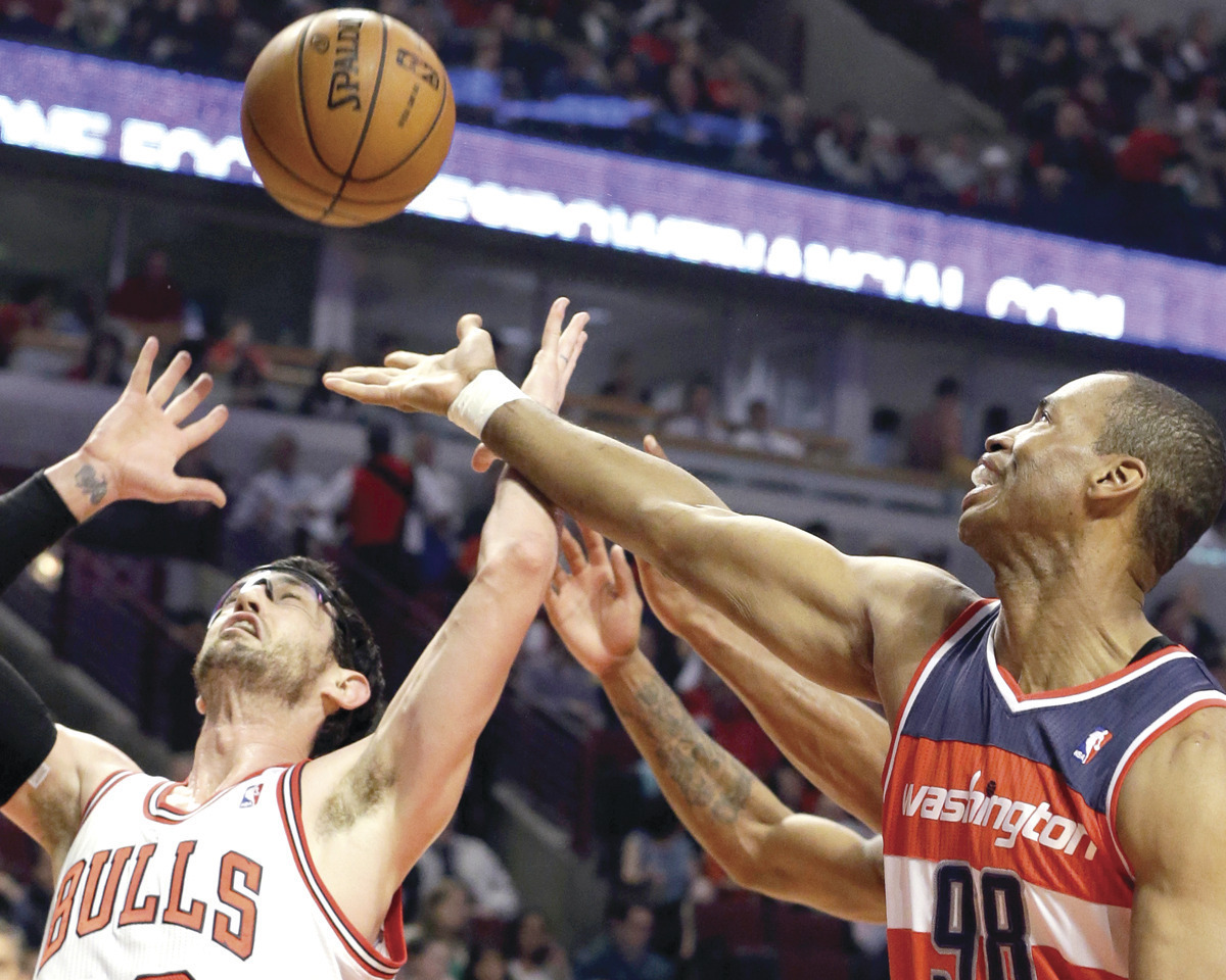 Jason Collins’ teammates on the Wizards stand up in support of his coming out