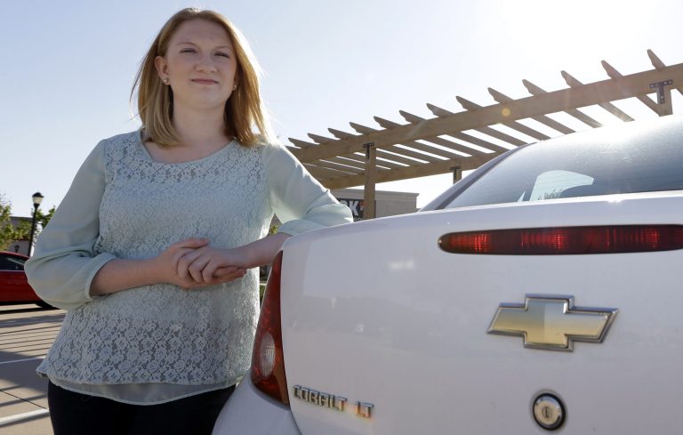 GM recalls challenge company, frustrate customers