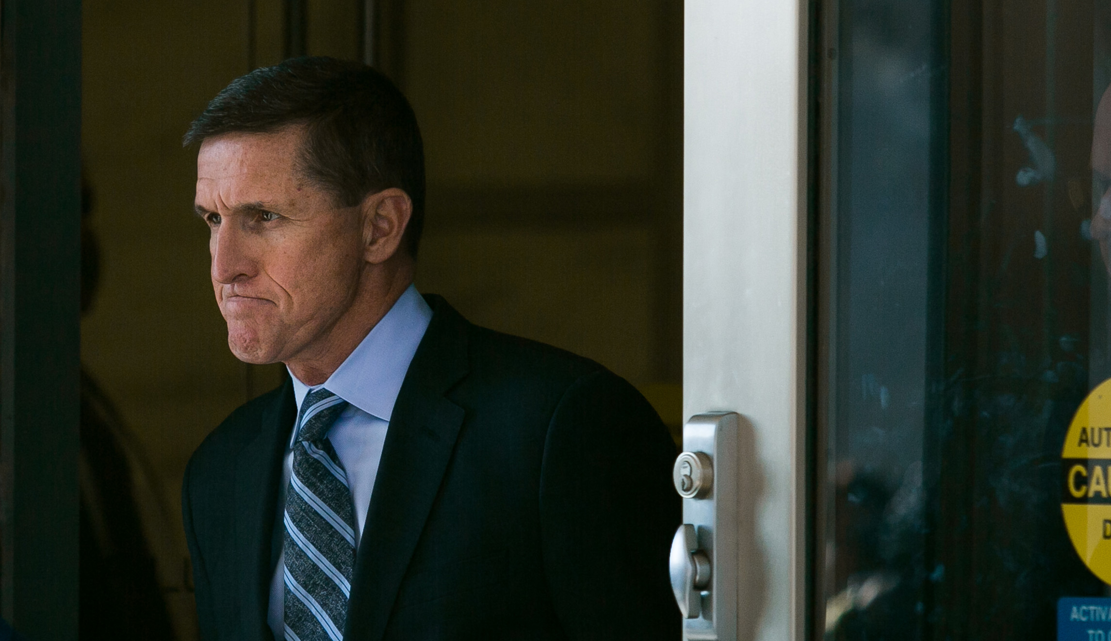 Michael Flynn secretly met with FBI officials at White House a year ago today: Report