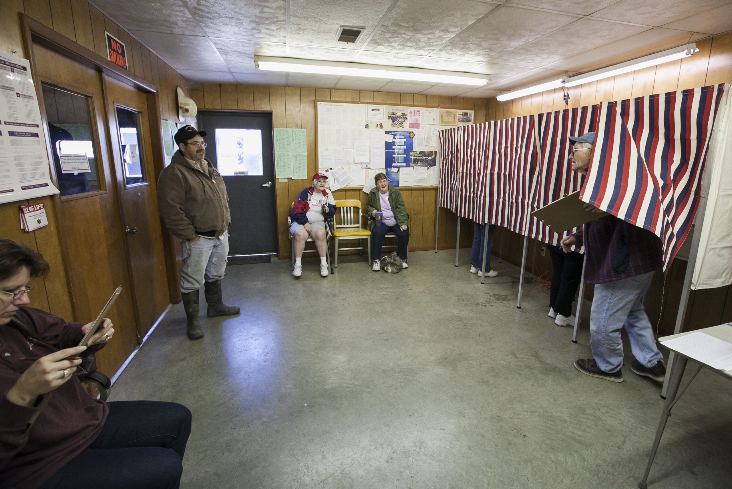 Tight races as ballots are counted in Arkansas state Senate primary