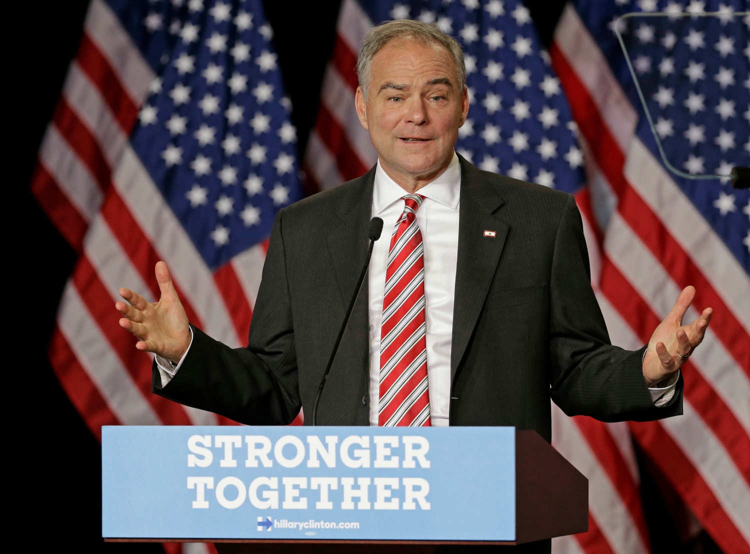 Kaine declares Trump, Pence ‘unpatriotic’ for Putin praise