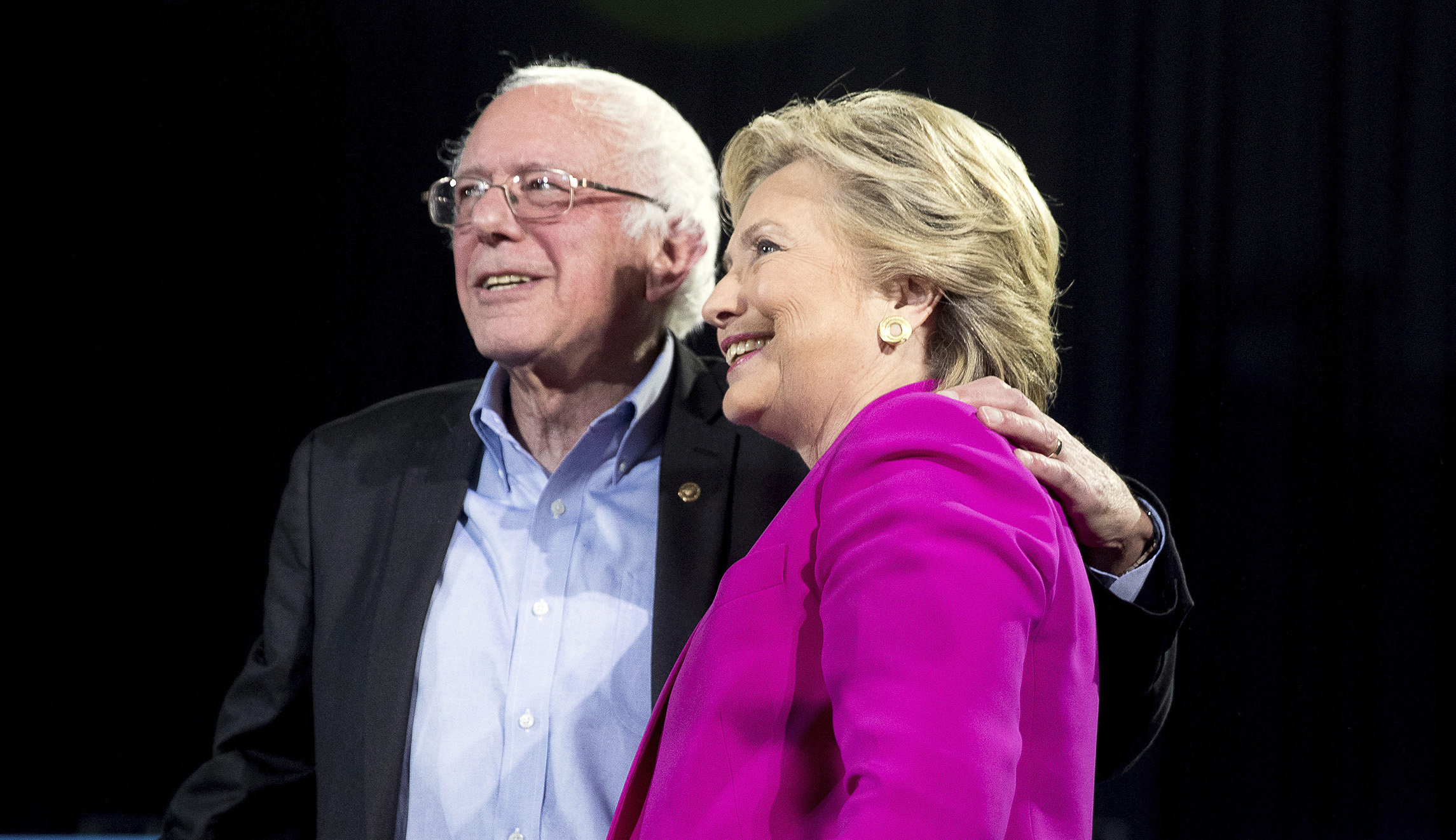 When Hillary Clinton goes low, Bernie Sanders goes high