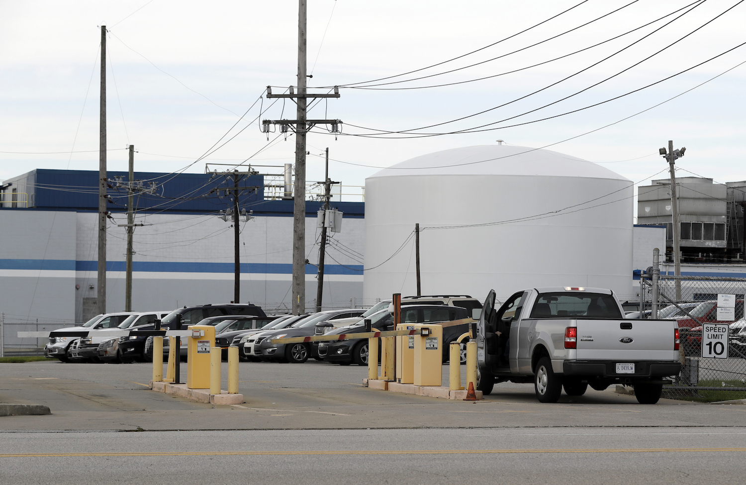 Carrier layoffs show how hard it is to keep jobs in the US