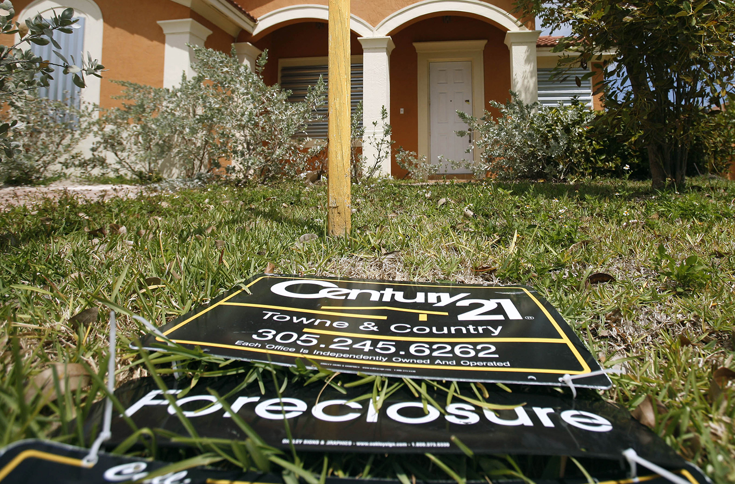 Supreme Court rules cities can go after big banks under Fair Housing Act