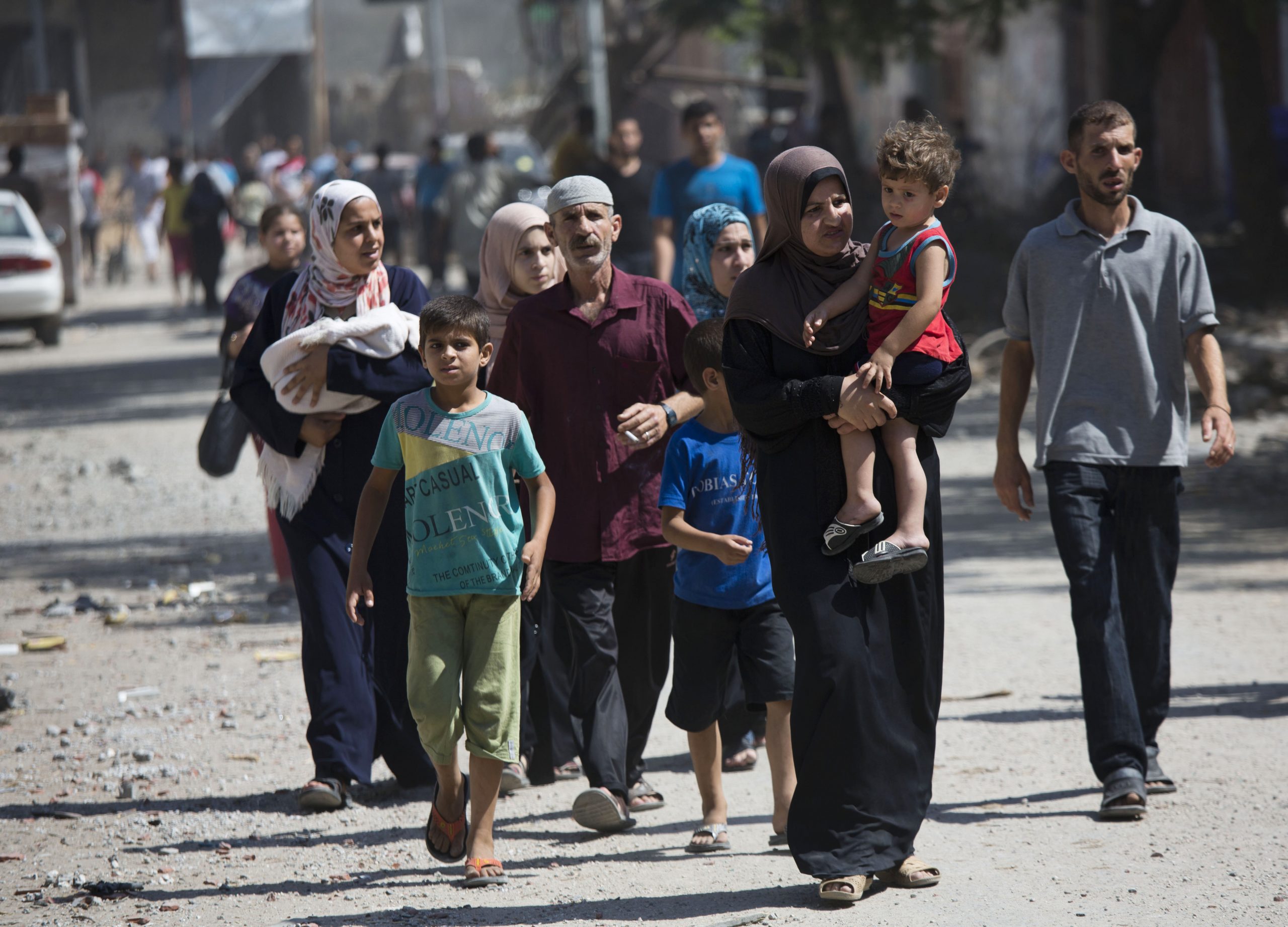 In brief lull, Gaza’s displaced survey devastation