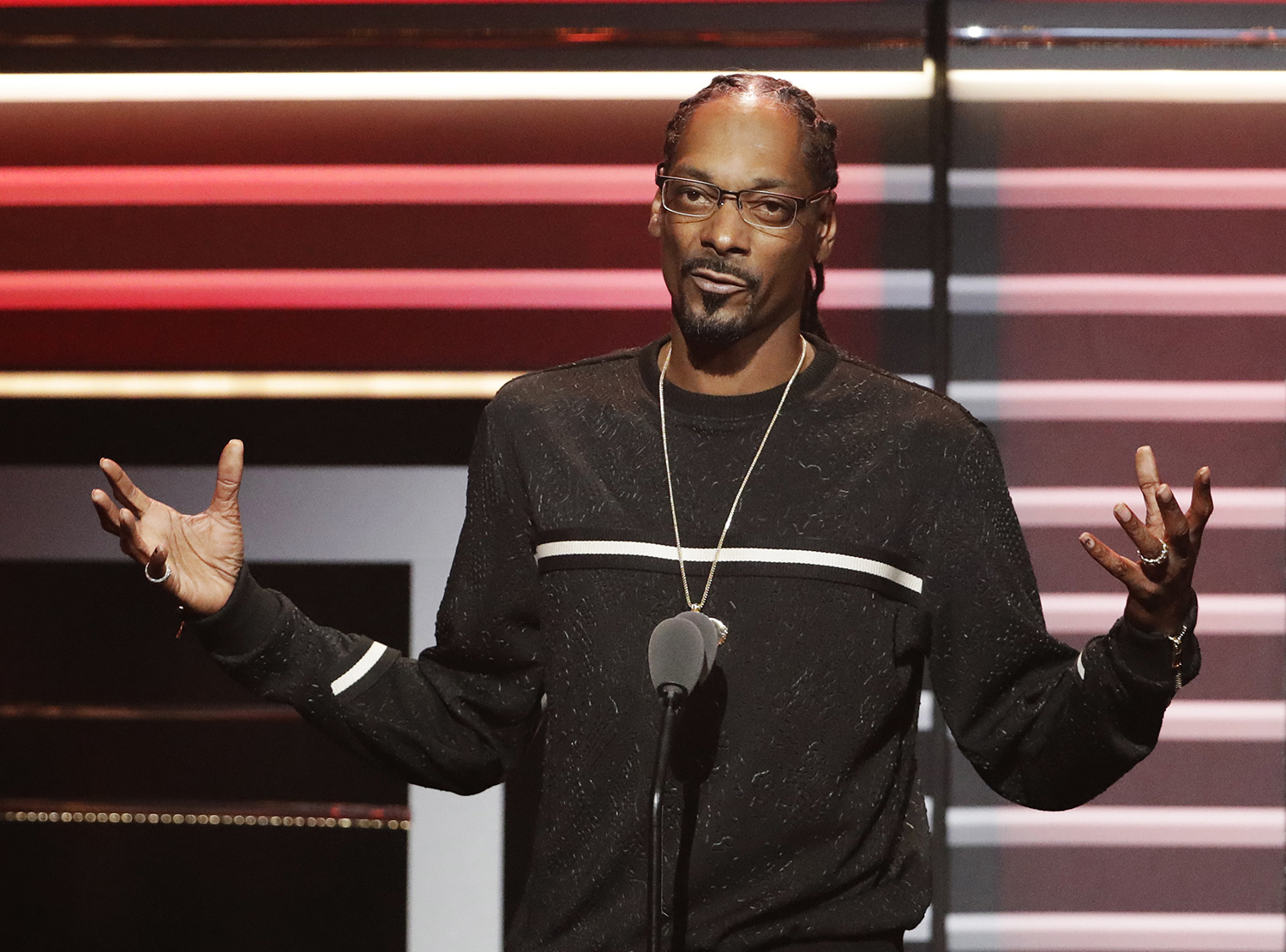 Trump fires back at Snoop Dogg over music video