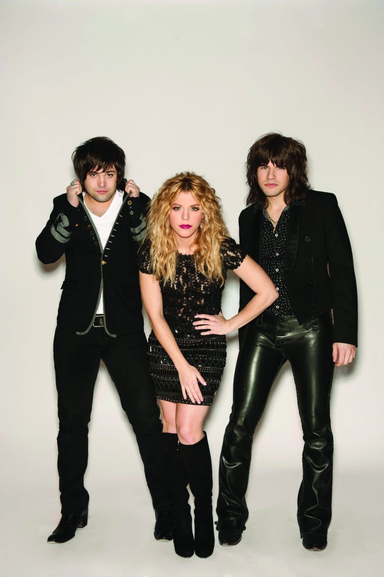 The Band Perry plays Merriweather Post Pavilion with new country songs
