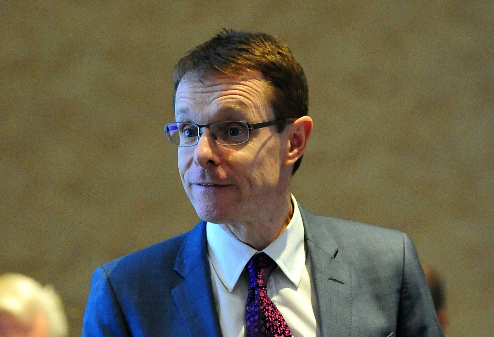 British retail boss sorry for anti-French remarks
