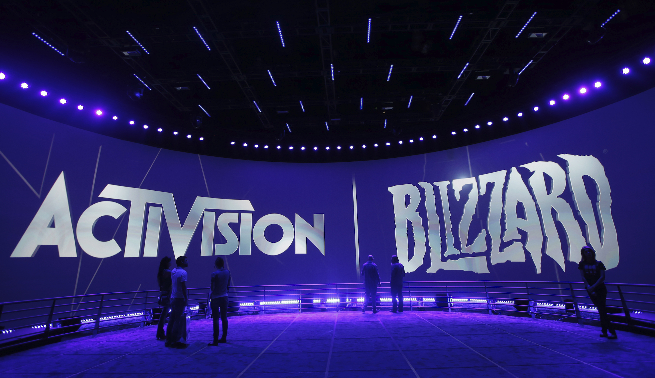 Blizzard cuts suspension of professional gamer who backed Hong Kong protest movement