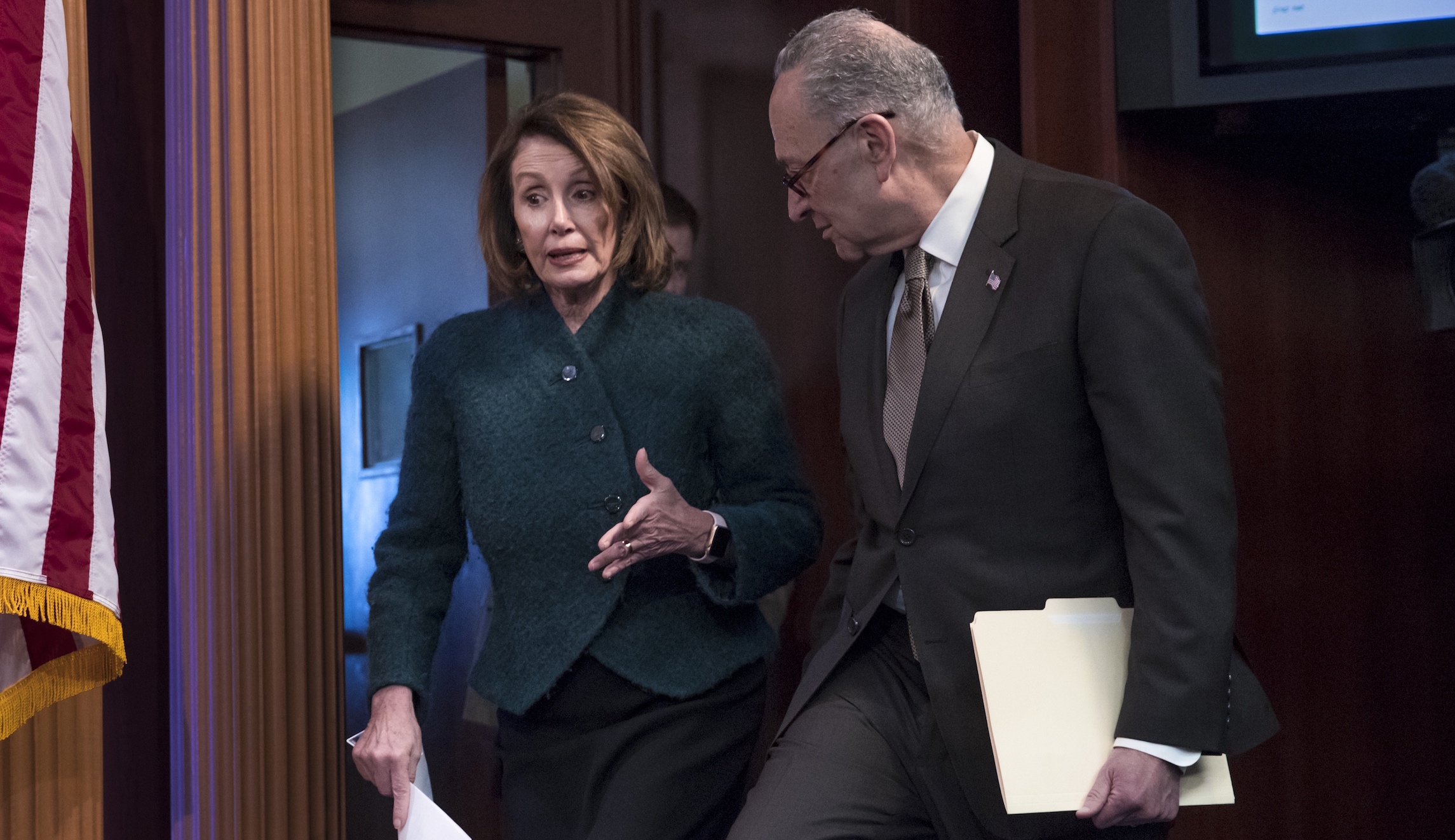 Top Democrats ask Justice Department, FBI to brief lawmakers before declassifying Russia docs