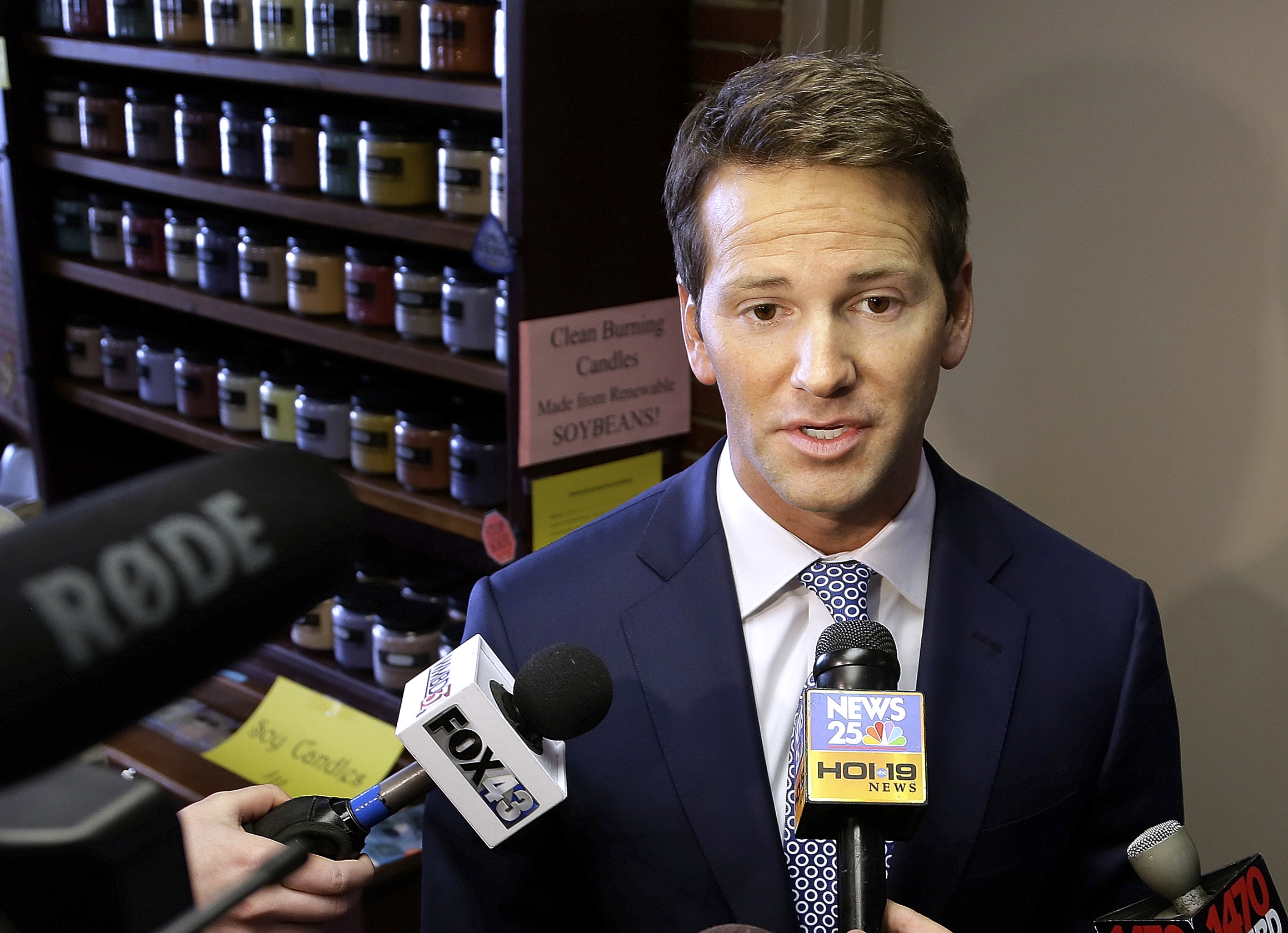 Aaron Schock backpedals amid ethics scandal