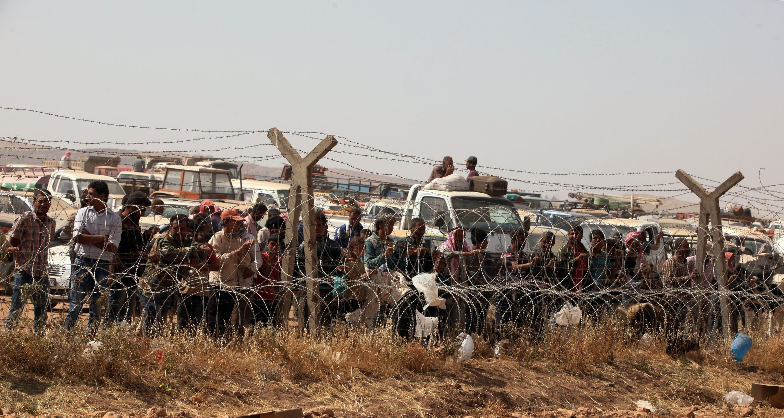 France considers joining Syria airstrikes