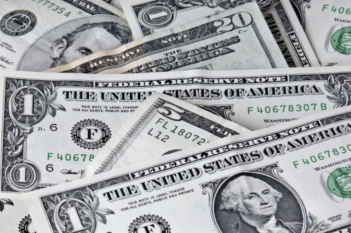 Calls to increase the minimum wage are rising, but those who would be harmed by increasing the minimum wage are young people. (Photo: Thinkstock)