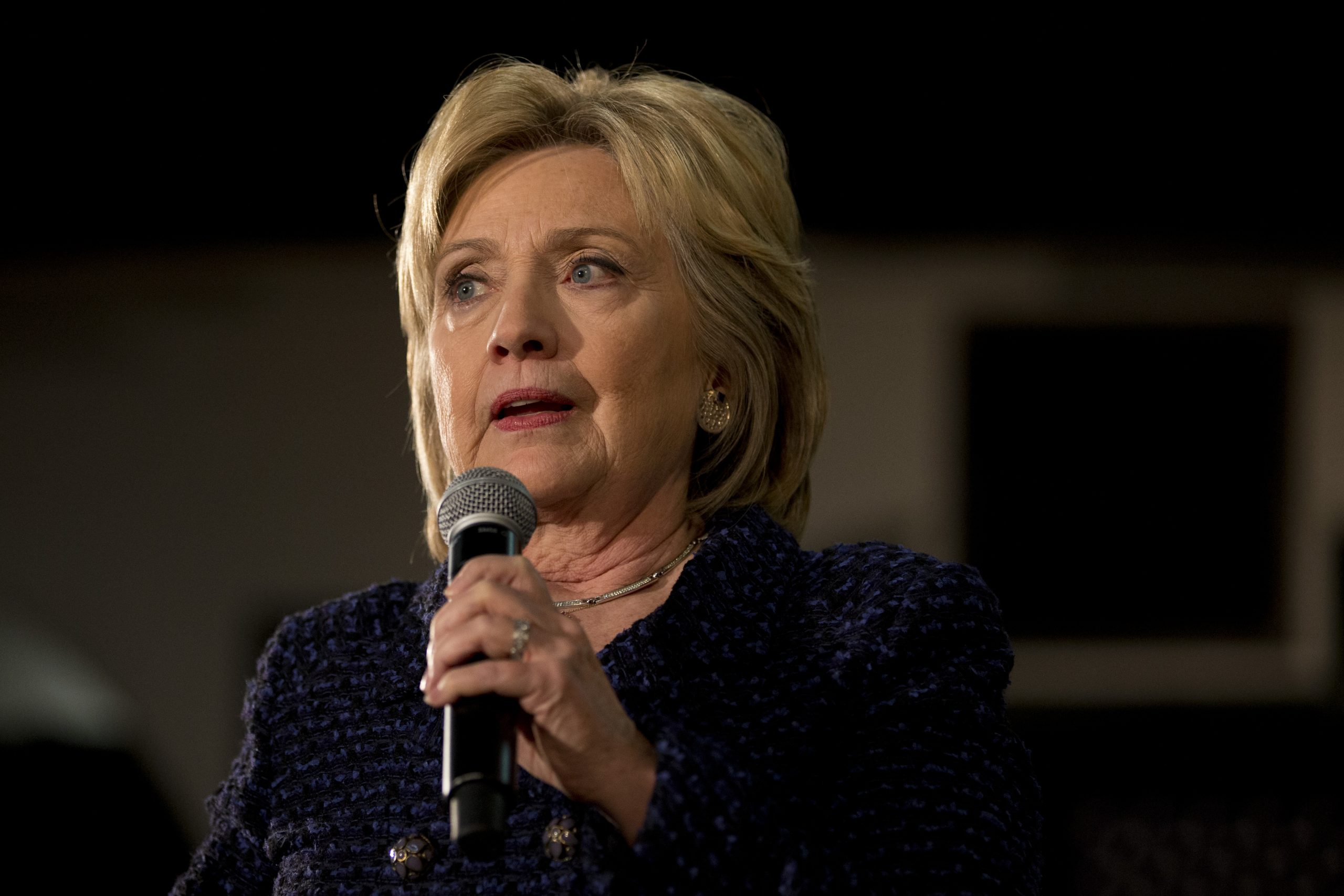 Clinton denies FBI probe into Clinton Foundation