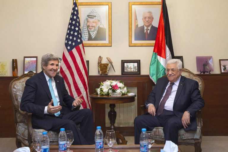 Young people hold Middle East peace talks online