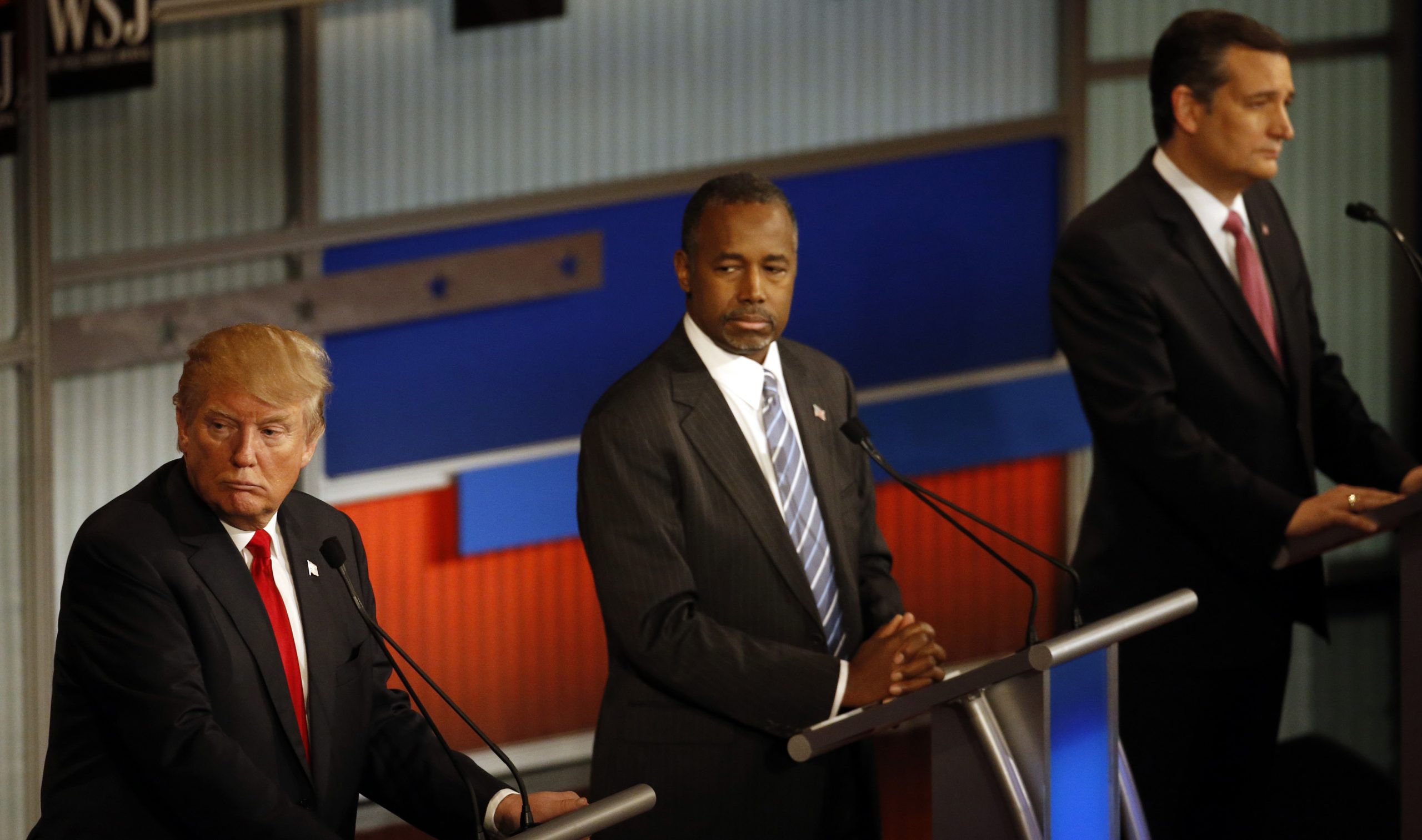 In Iowa, Carson key to Cruz v. Trump outcome