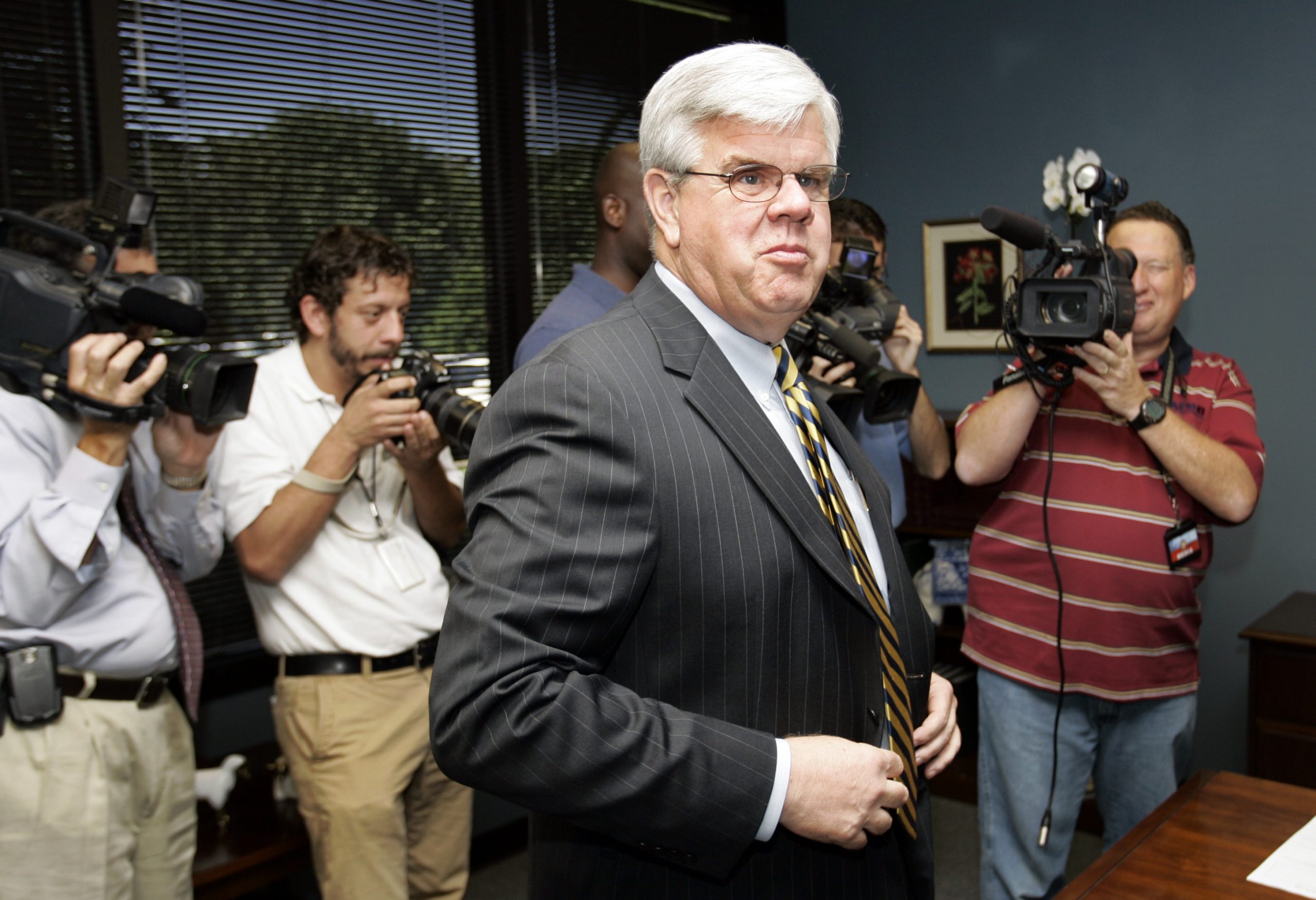 Many Democrats are missing in action for Foster Campbell’s Louisiana runoff