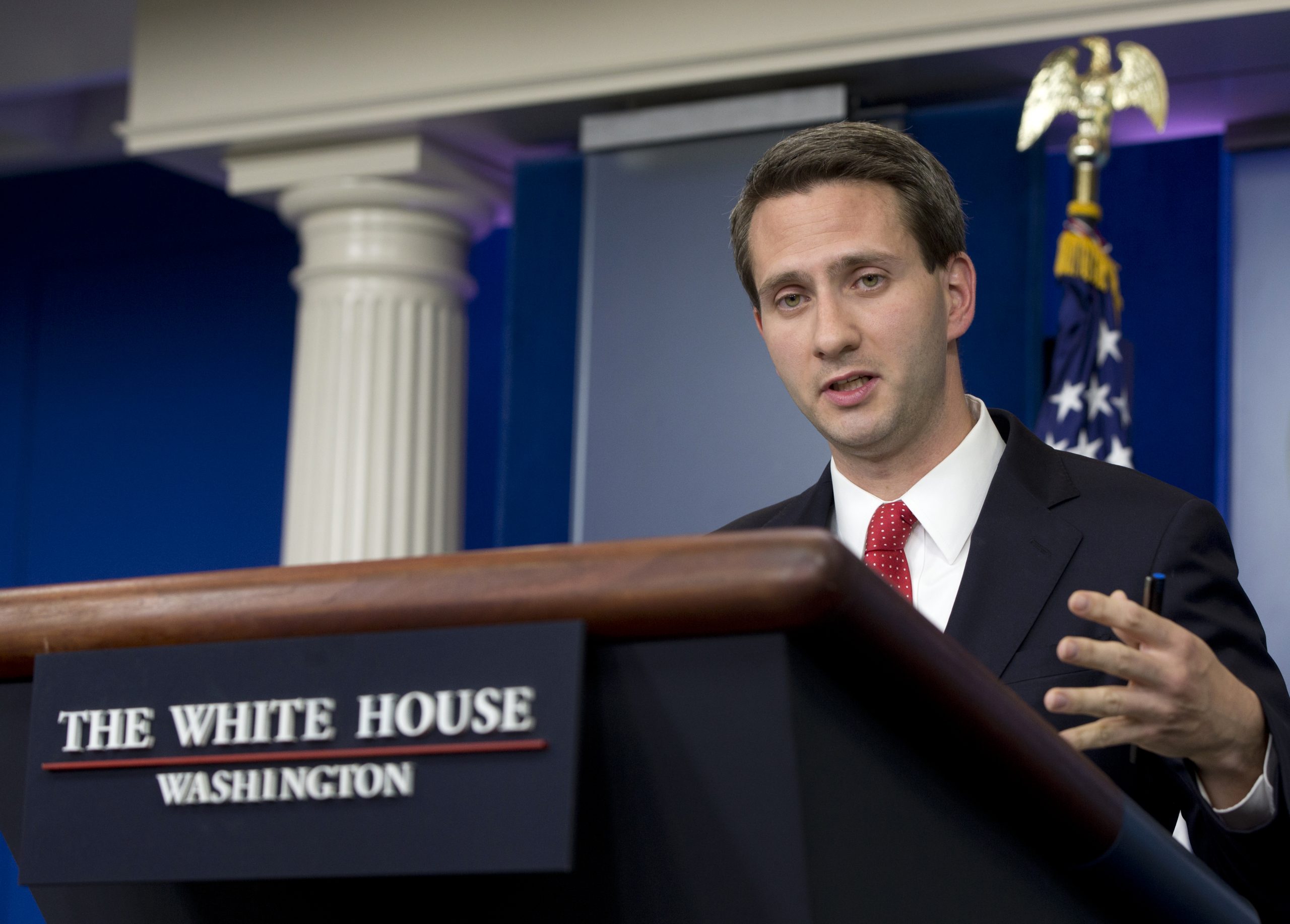 White House calls on Senate to pass spying reforms