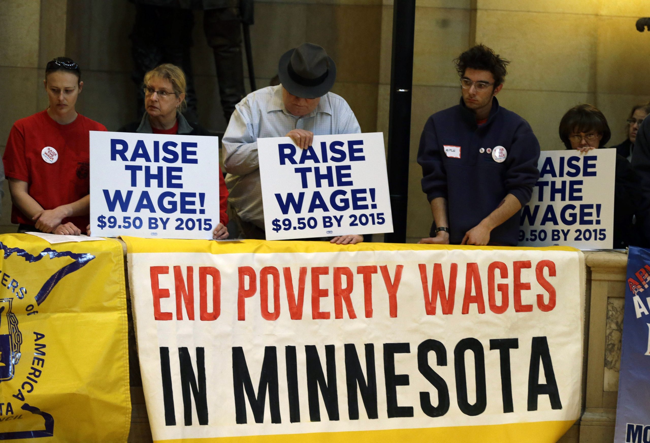 Pressure rises as Minnesota wage talks resume