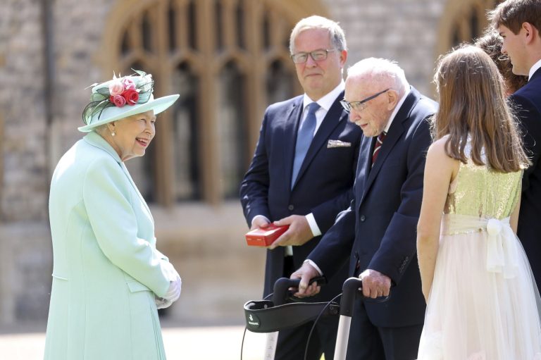 Queen Elizabeth comes out of isolation to knight 100-year-old WWII veteran