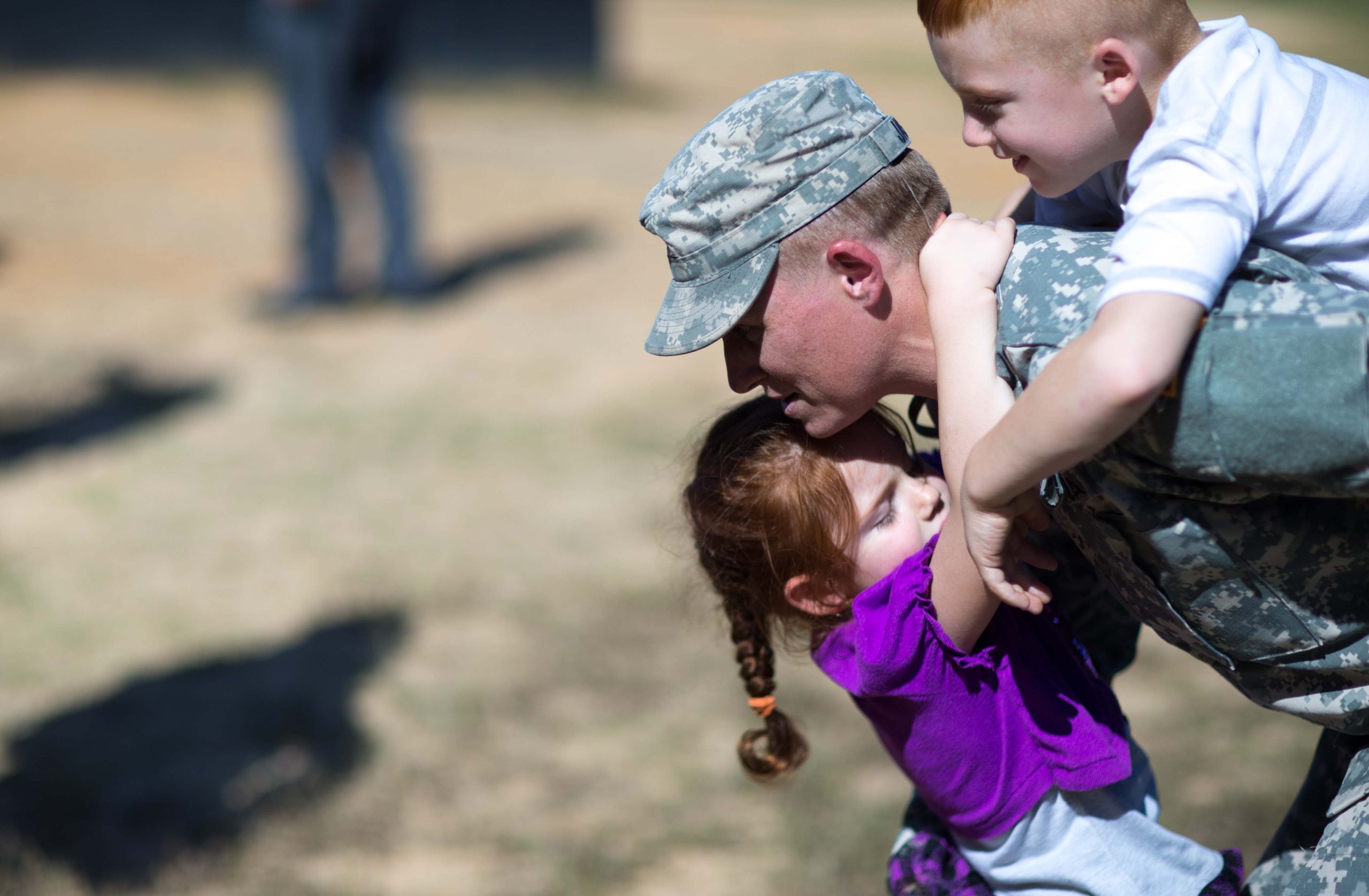 Military beginning to recruit women for combat jobs