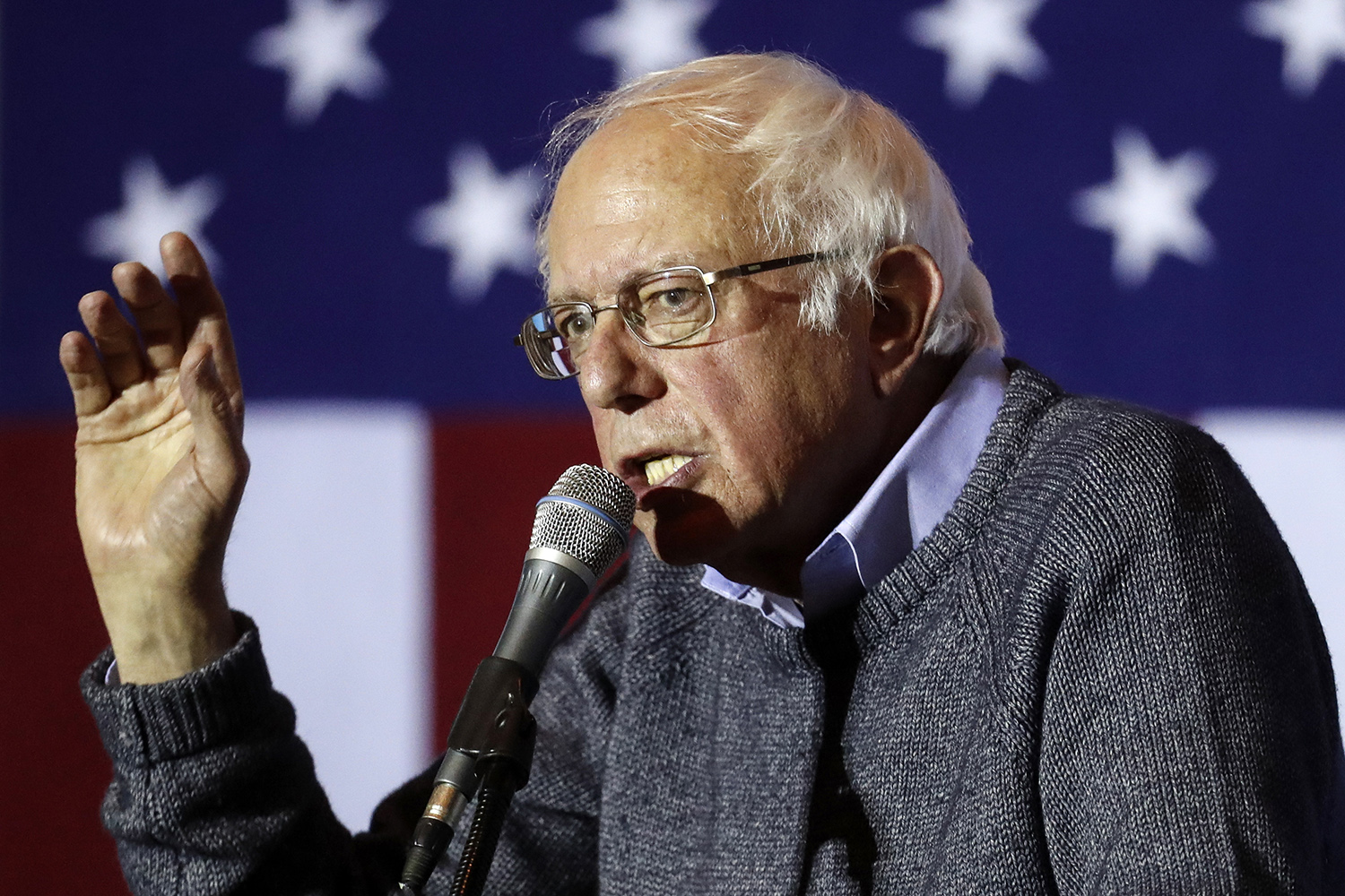 Sanders: Carrier ‘took Trump hostage’ to win tax breaks