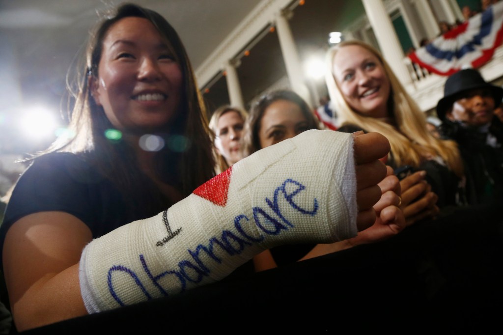 Obamacare getting more popular, poll shows