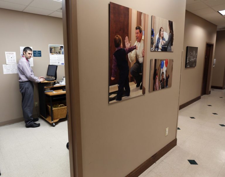 Hospitals, some specialists would receive smaller reimbursements for expensive drugs, analysis shows. (AP Photo/Mike Groll)