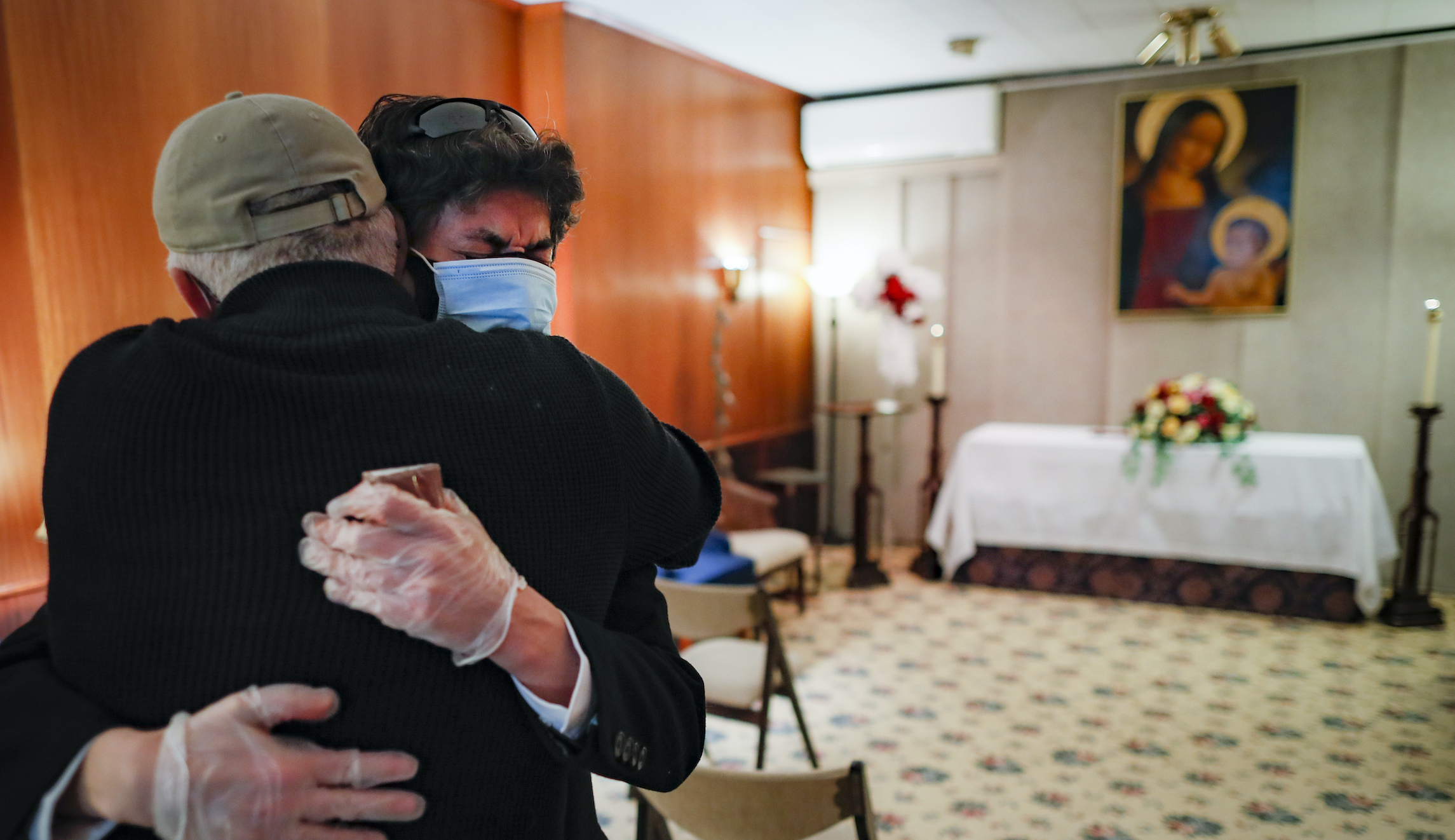 Federal government will help cover COVID-19 funeral costs up to $9K