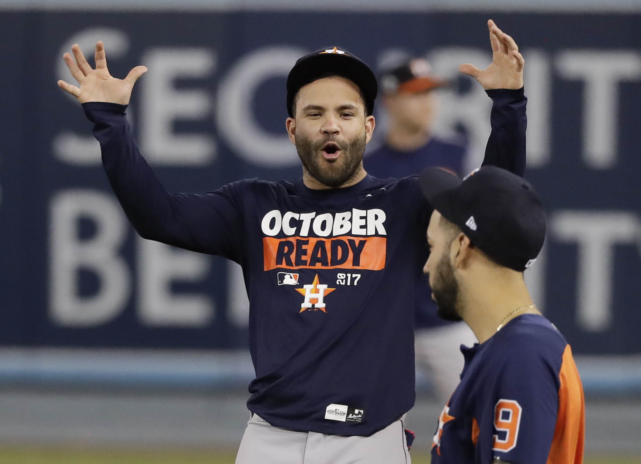 Poll: More want Astros to win, but expect Dodgers to be world champs