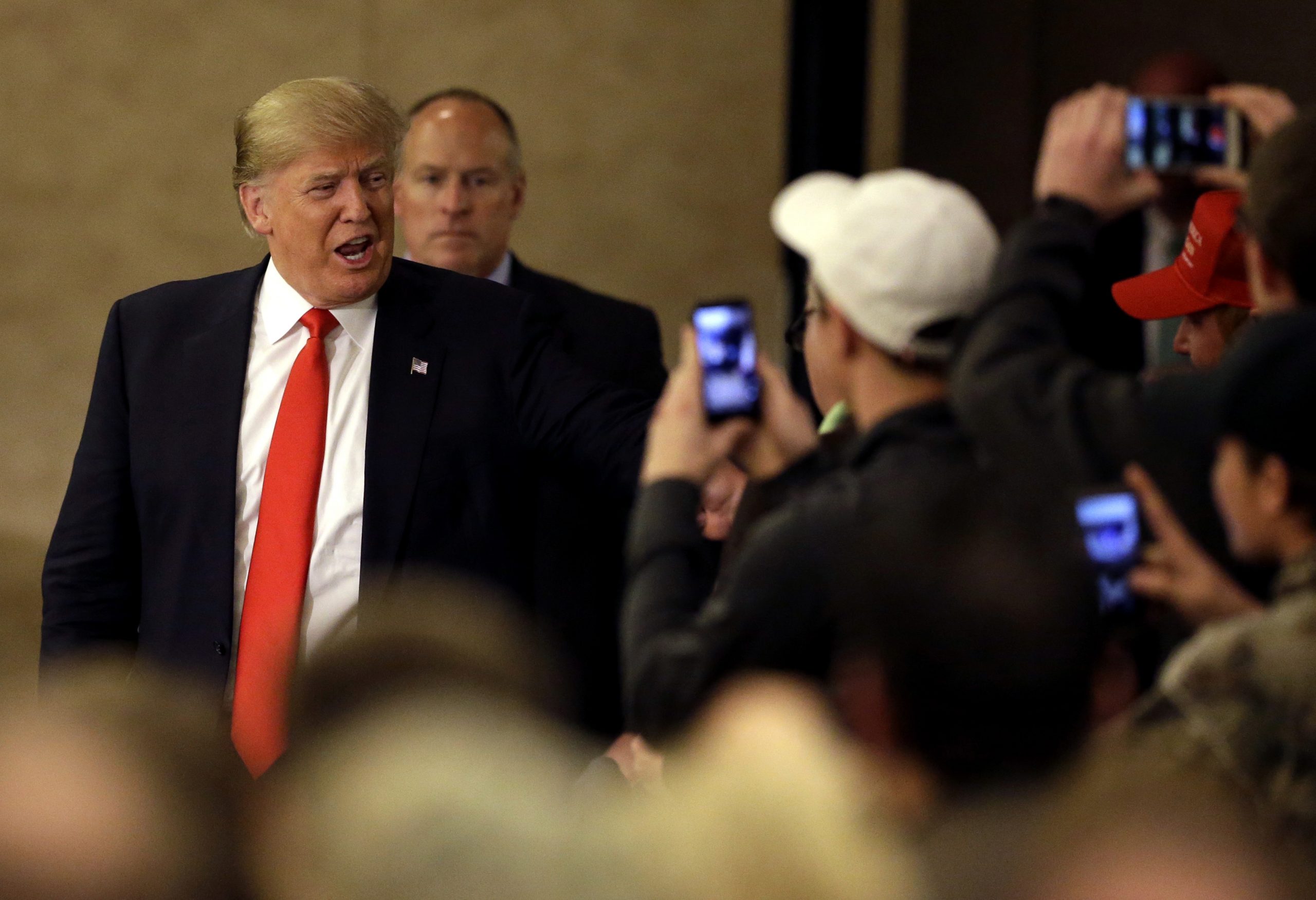 Trump team alleges delegate-stealing plot in Tennessee