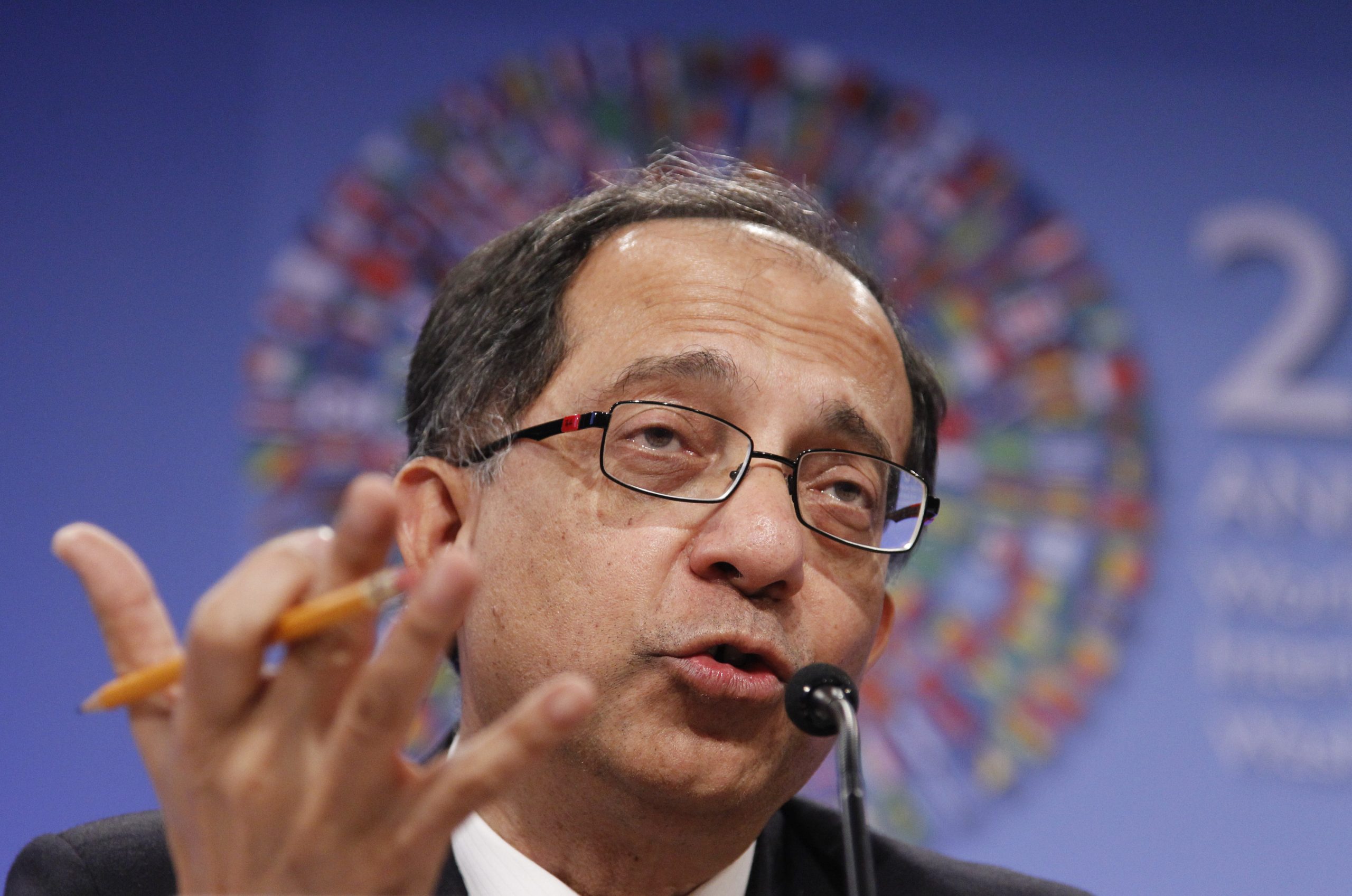 ‘Panic and turmoil’ with Fed rate hike, World Bank economist warns