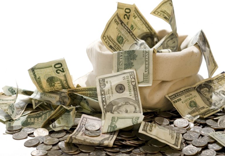 A borrower with $10,000 in debt at a 6.8 percent rate who participated in the refinancing program would cost the government $1,280, according to AAF. A student with $25,000 in loans would cost taxpayers $3,201. (Thinkstock)