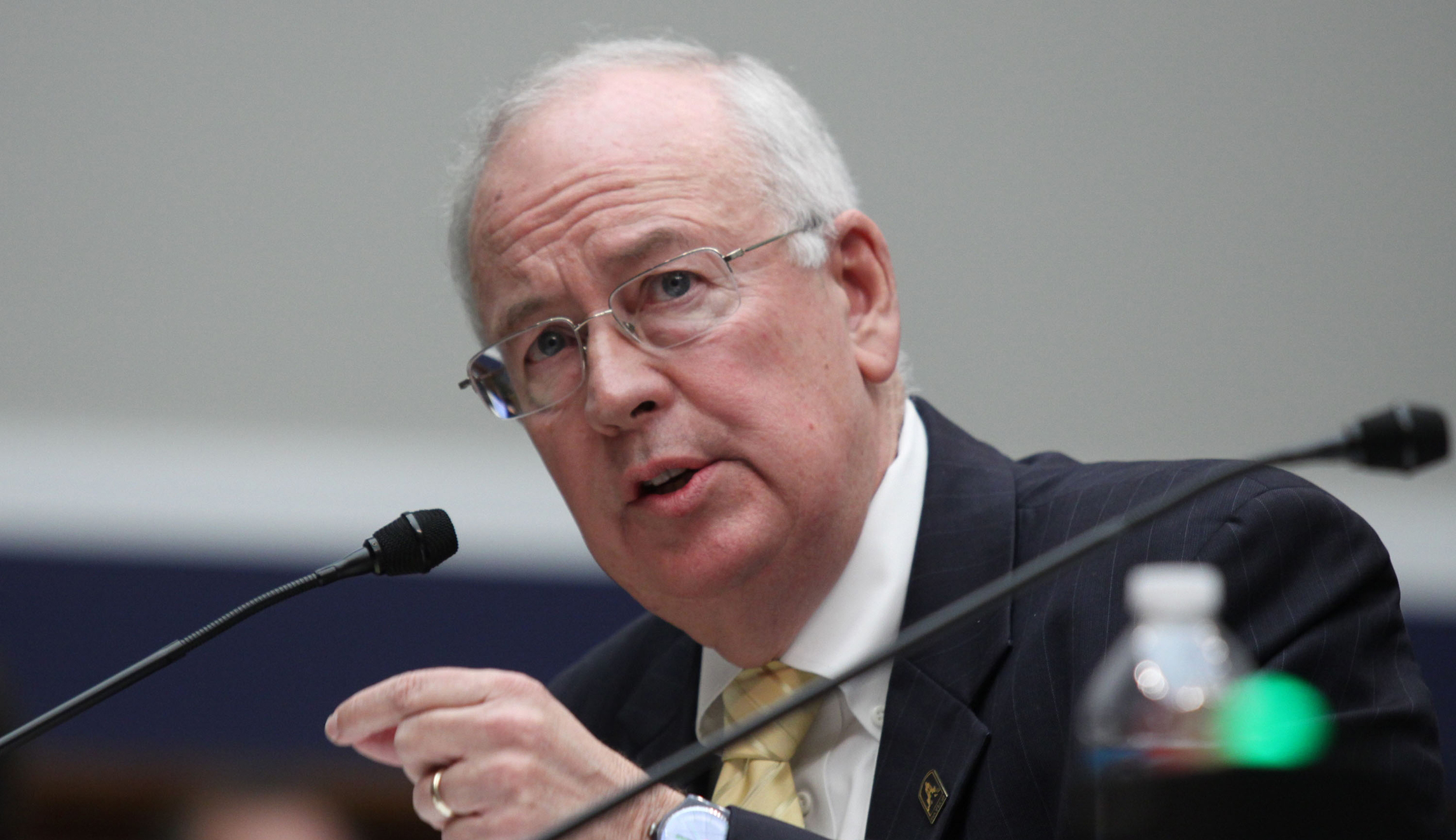 Ken Starr defends Robert Mueller: ‘He is Mr. Honesty’