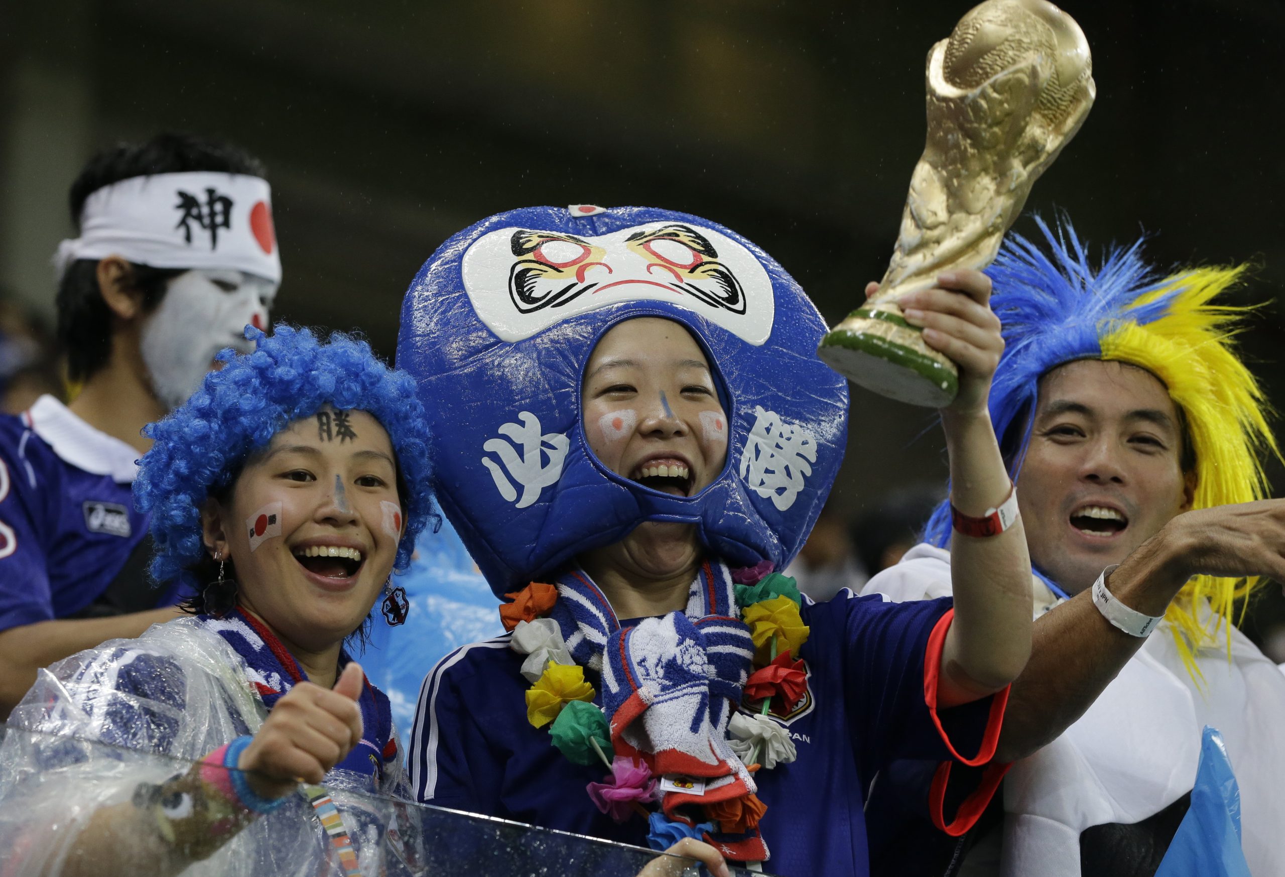 BRAZIL BEAT: Japan’s fans brighten stands