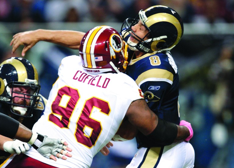Tom Gannam/AP
Barry Cofield recorded three sacks for the Washington Redskins in 2011, his first season with the team and playing nose tackle.