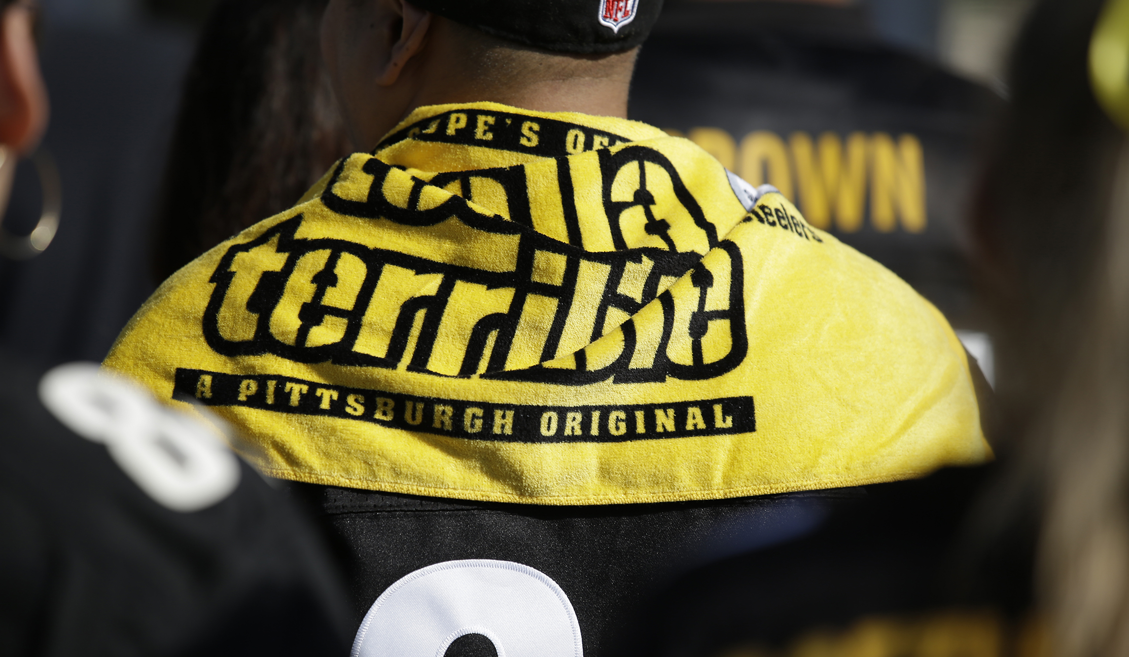 Pittsburgh Steelers to stay in locker room during anthem in response to Trump’s protest criticism
