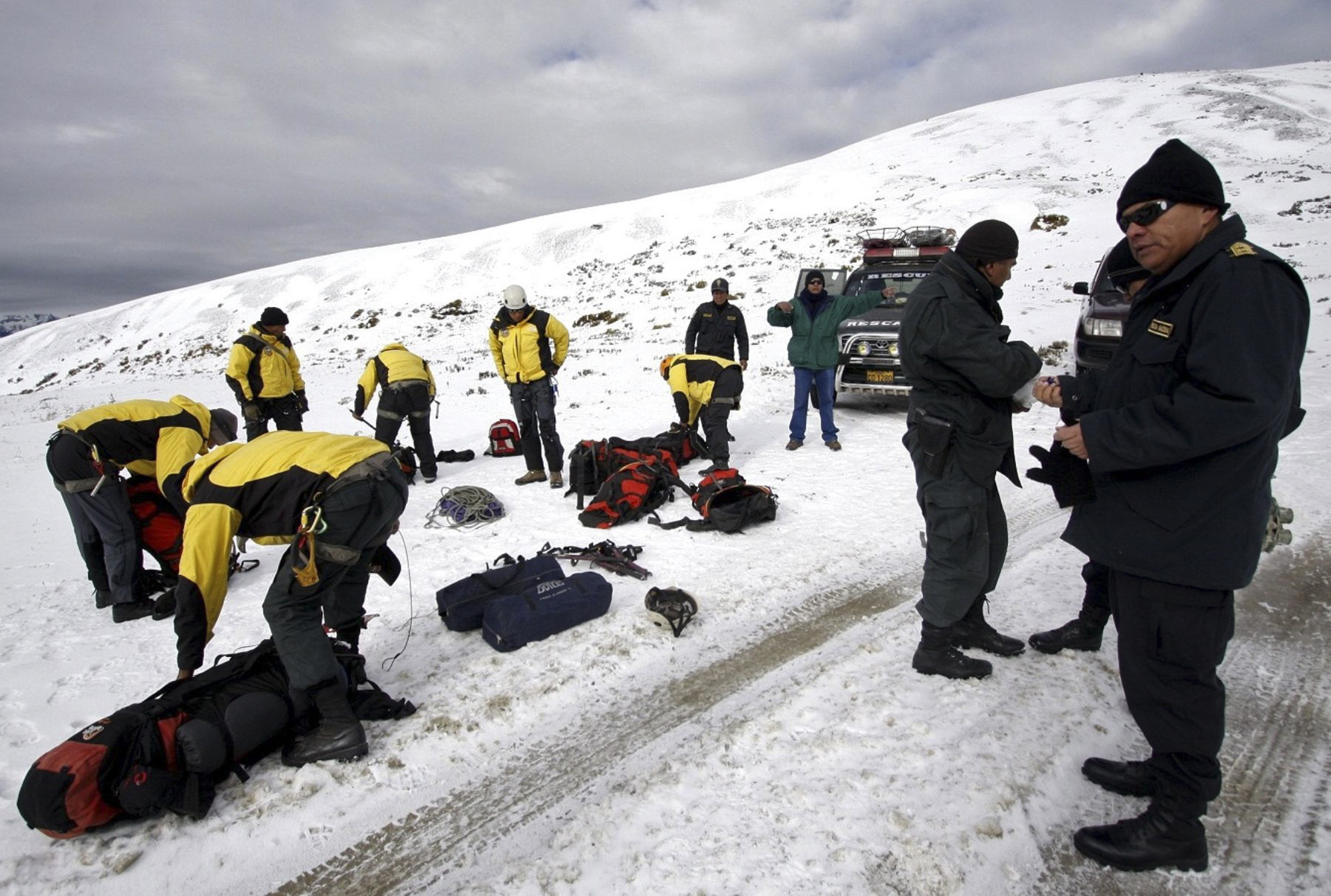 All 14 on helicopter reported killed in Peru crash