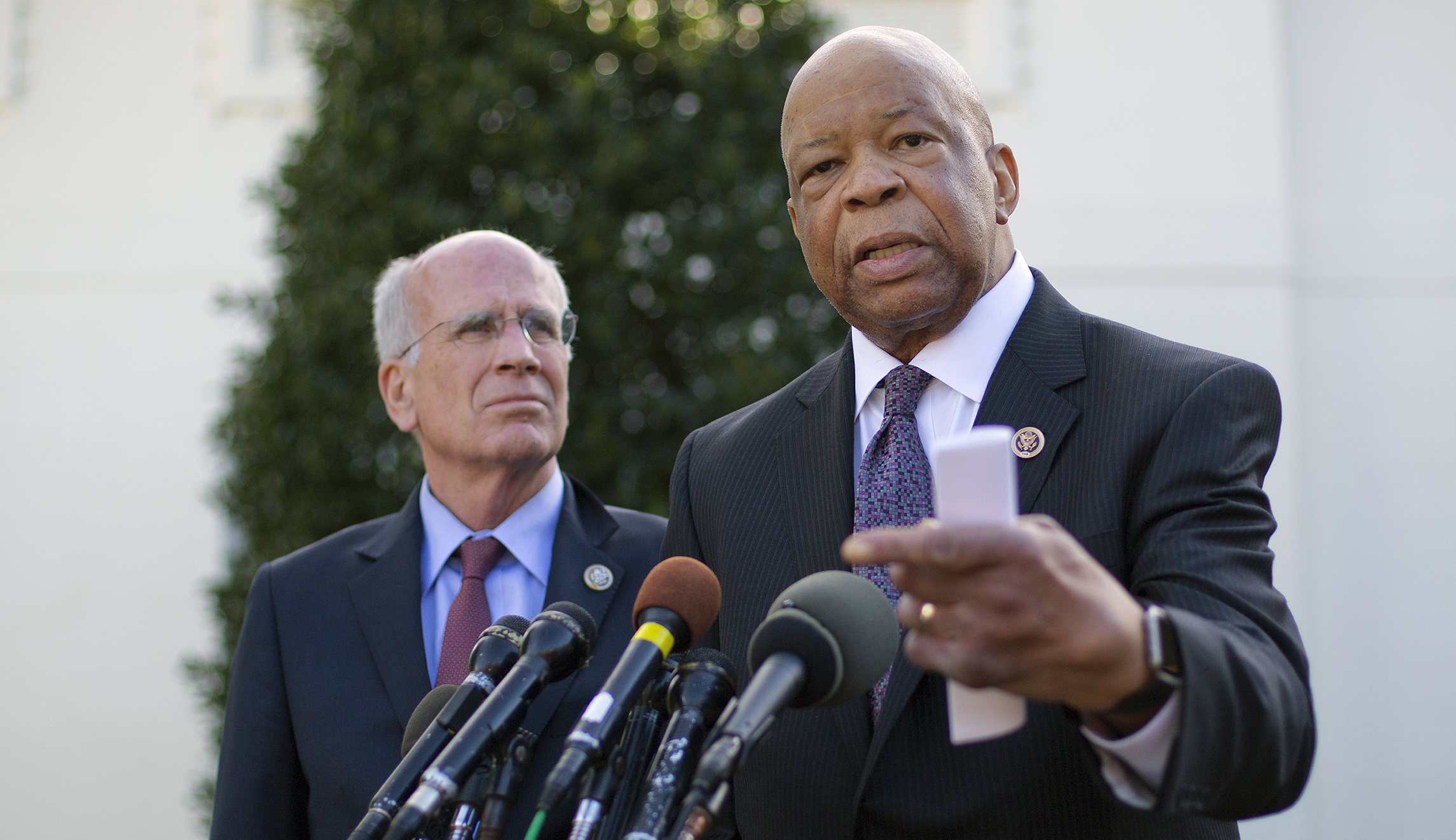 Democrats: Trump giving cold shoulder on tackling high drug prices