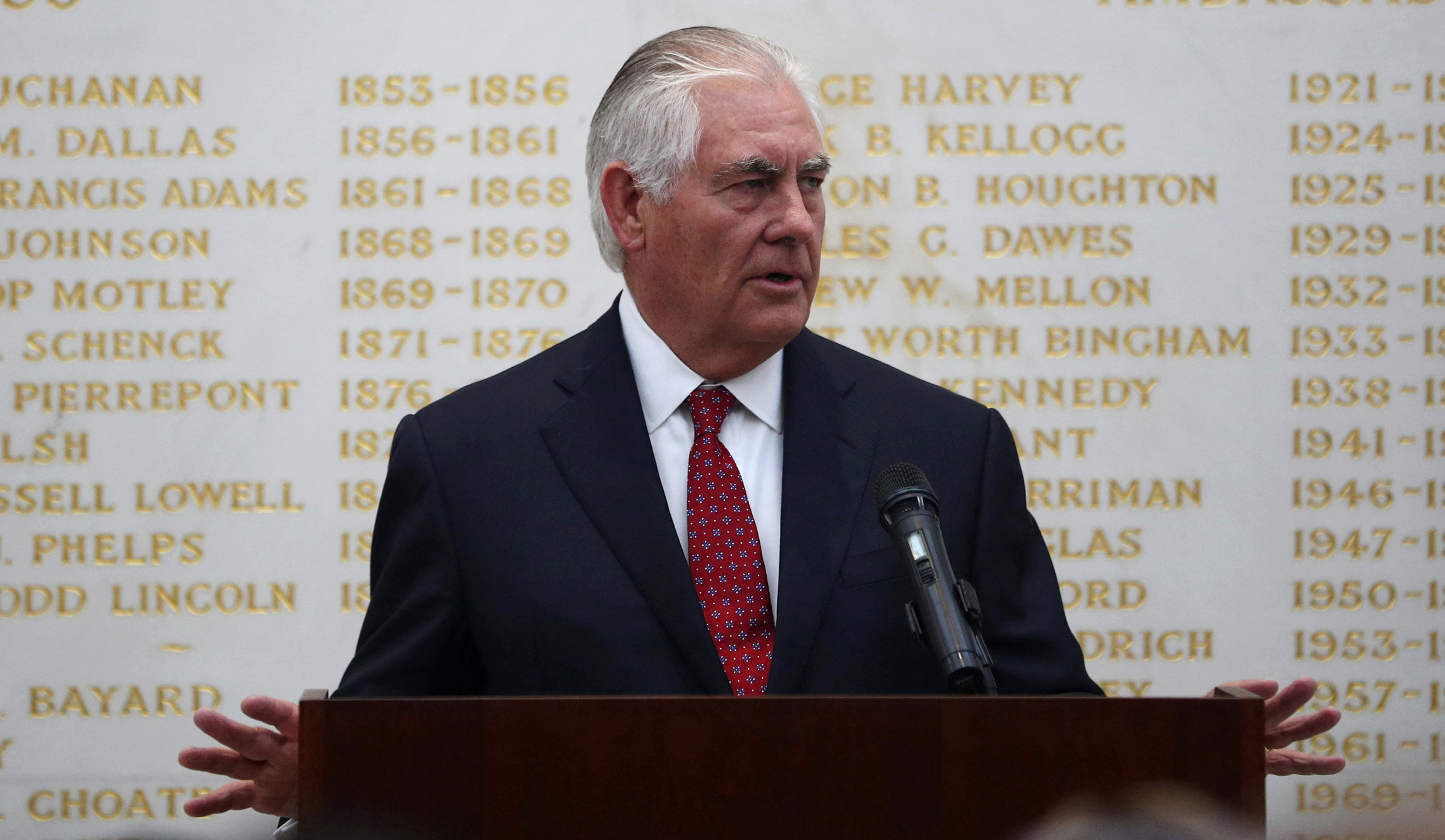Rex Tillerson: US is reviewing whether to pull diplomats from Cuba after mysterious illnesses