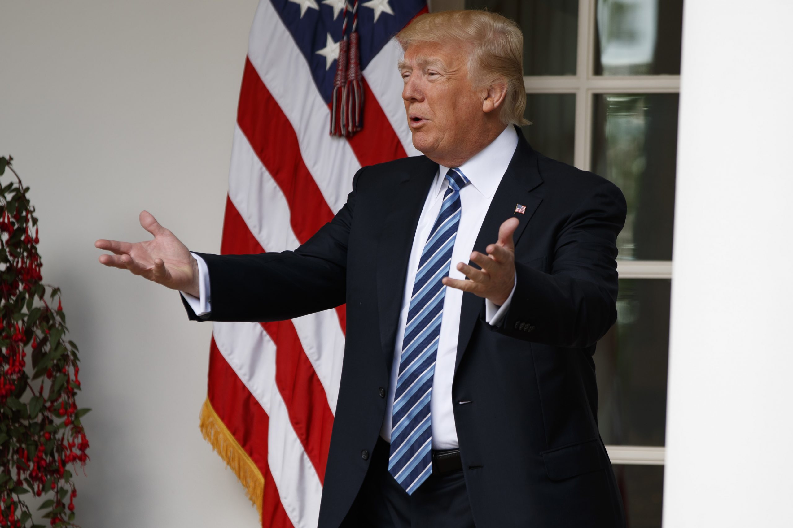 Fed workers ‘diss Trump, 62% oppose hiring of Ivanka, Jared