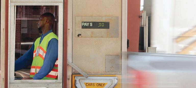 New funding pact keeps down cost of Dulles tolls