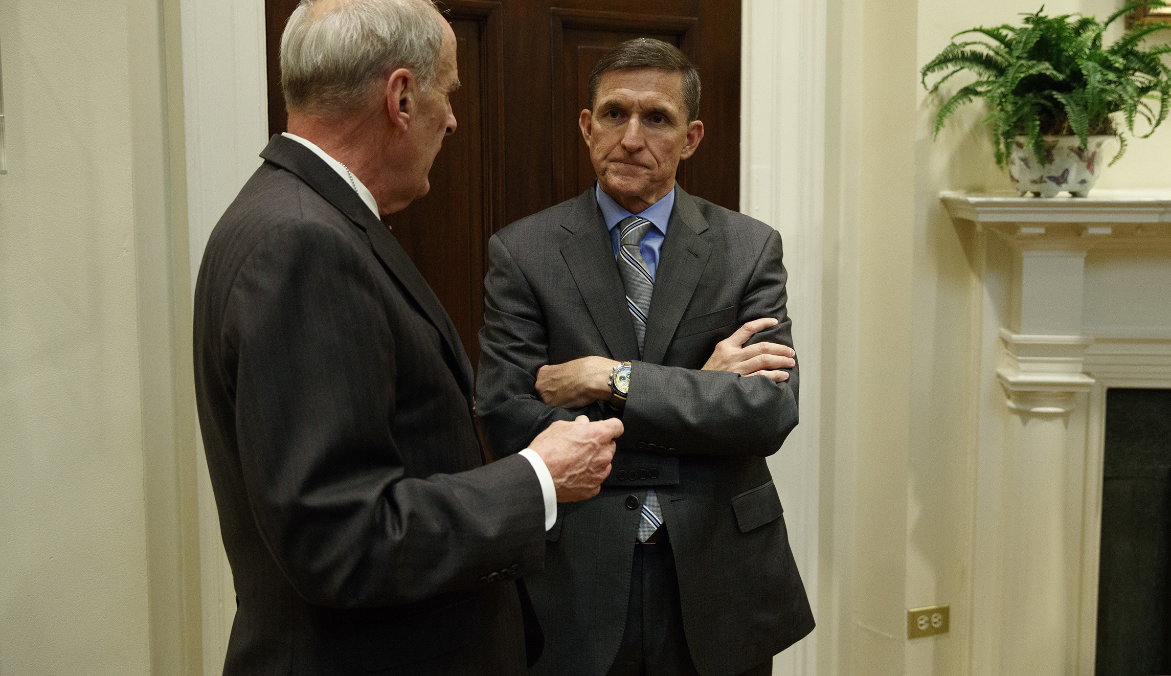 Sheldon Whitehouse: ‘Reasonable’ to think Flynn is already cooperating with Justice Department
