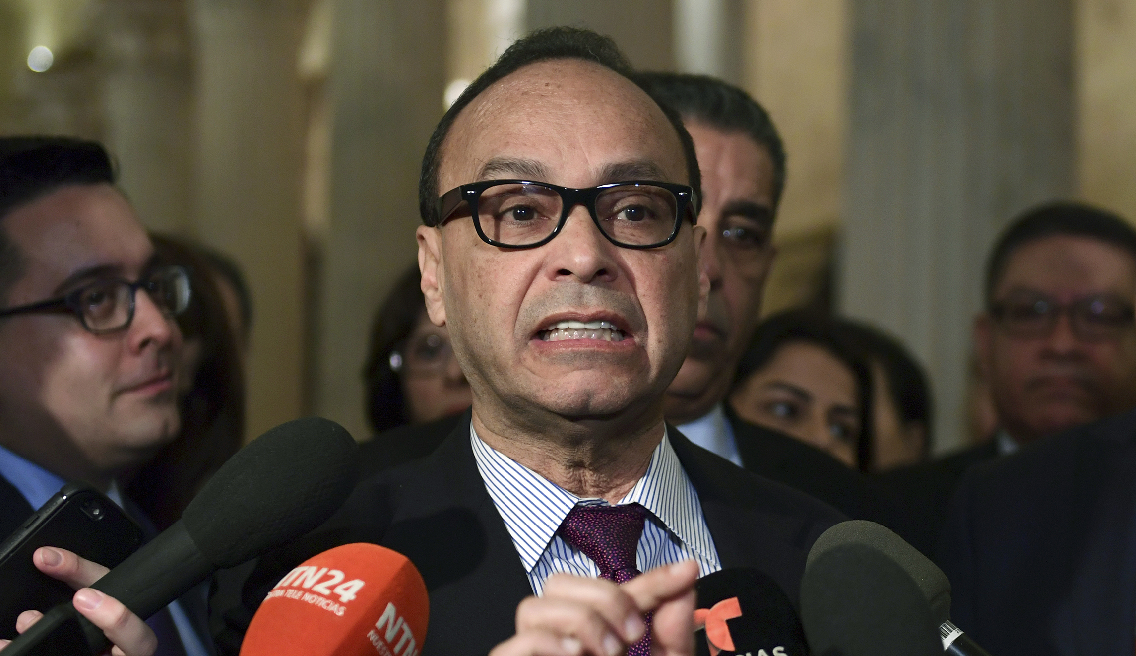 Rep. Luis Gutierrez walks out of Trump’s State of the Union as progressives write off bipartisanship permanently
