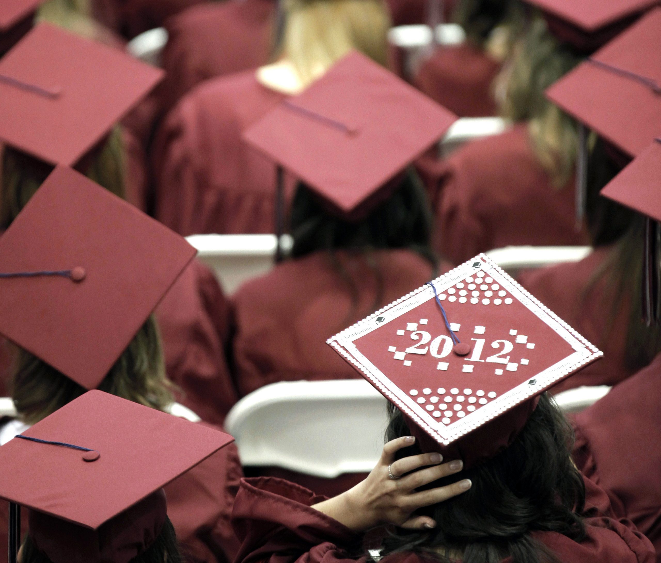 Report: 4 in 5 US high school students graduate
