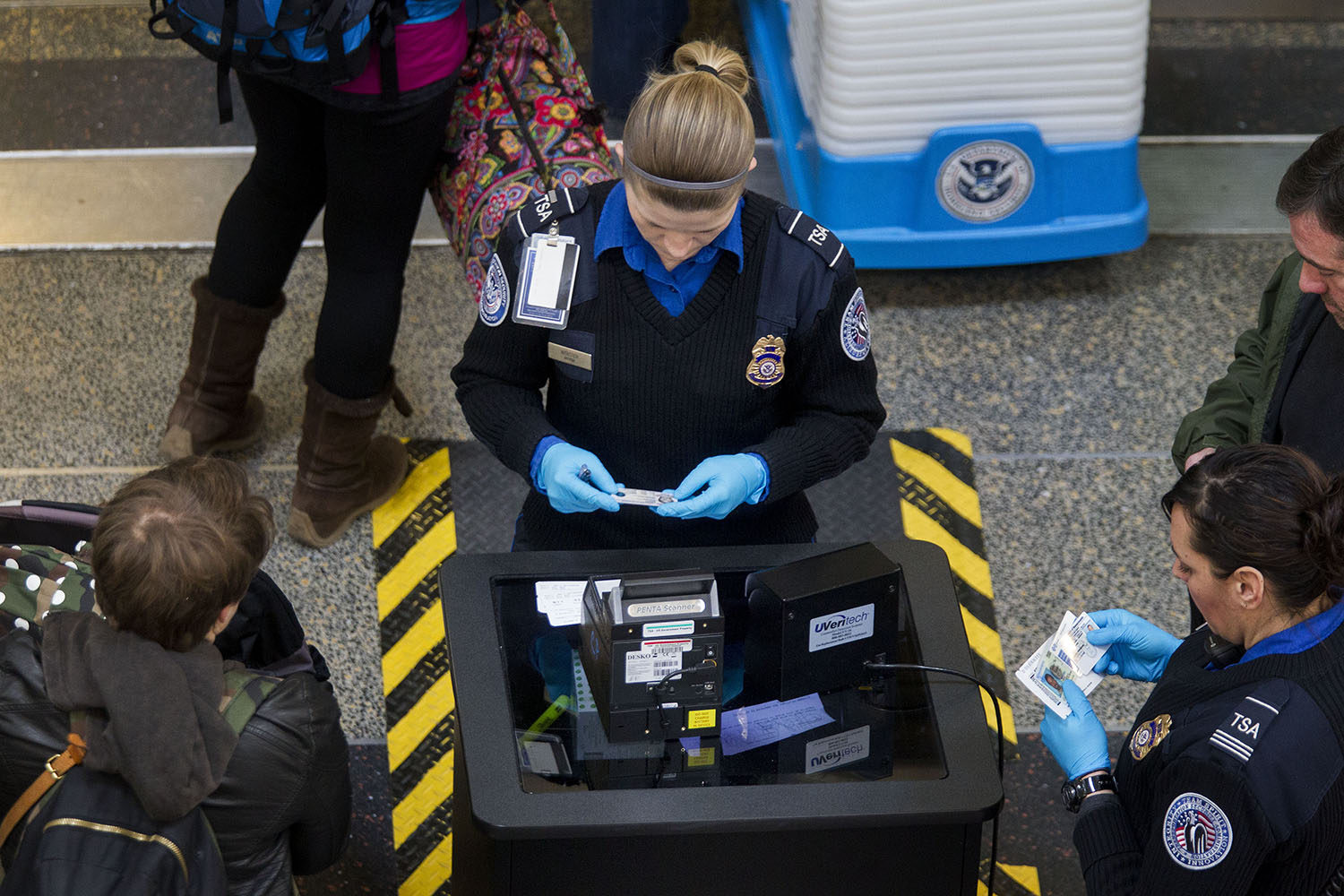 TSA misconduct is threatening airline security, report finds