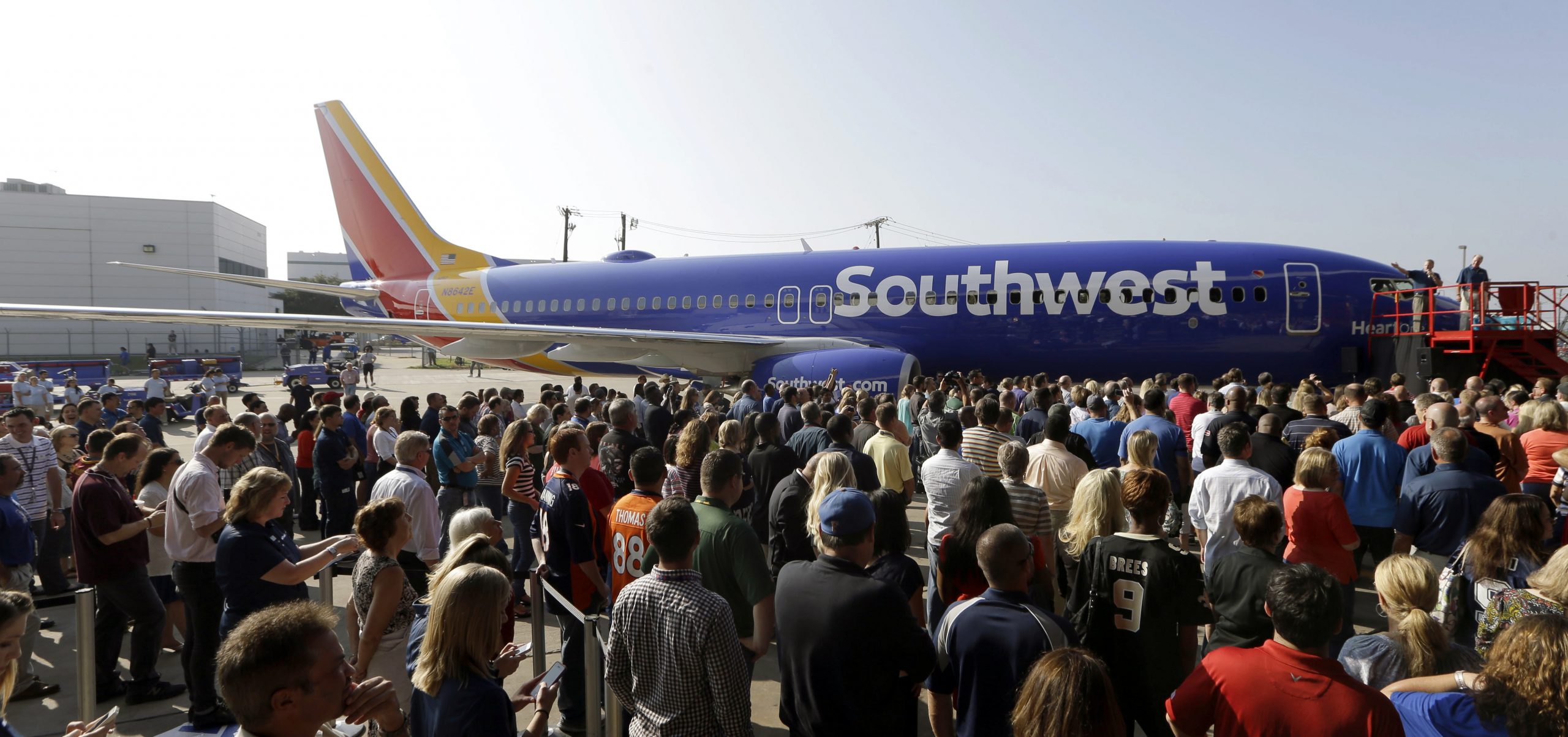 Southwest changing the look of its planes