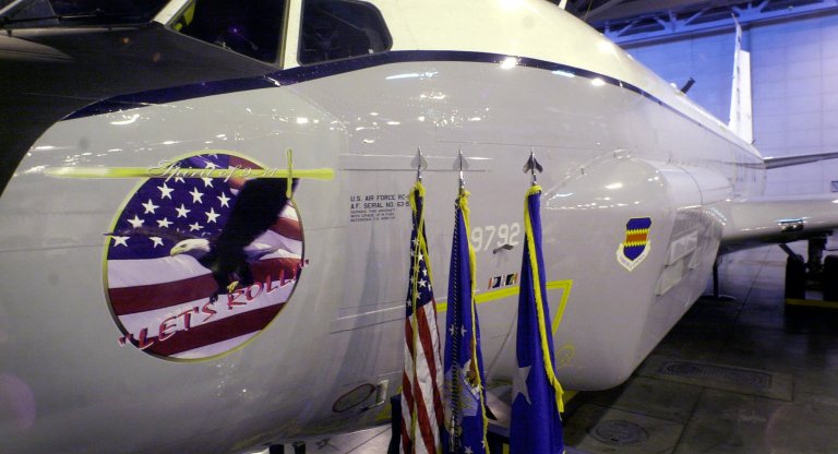 One of the jets approached a U.S. Air Force RC-135 at 