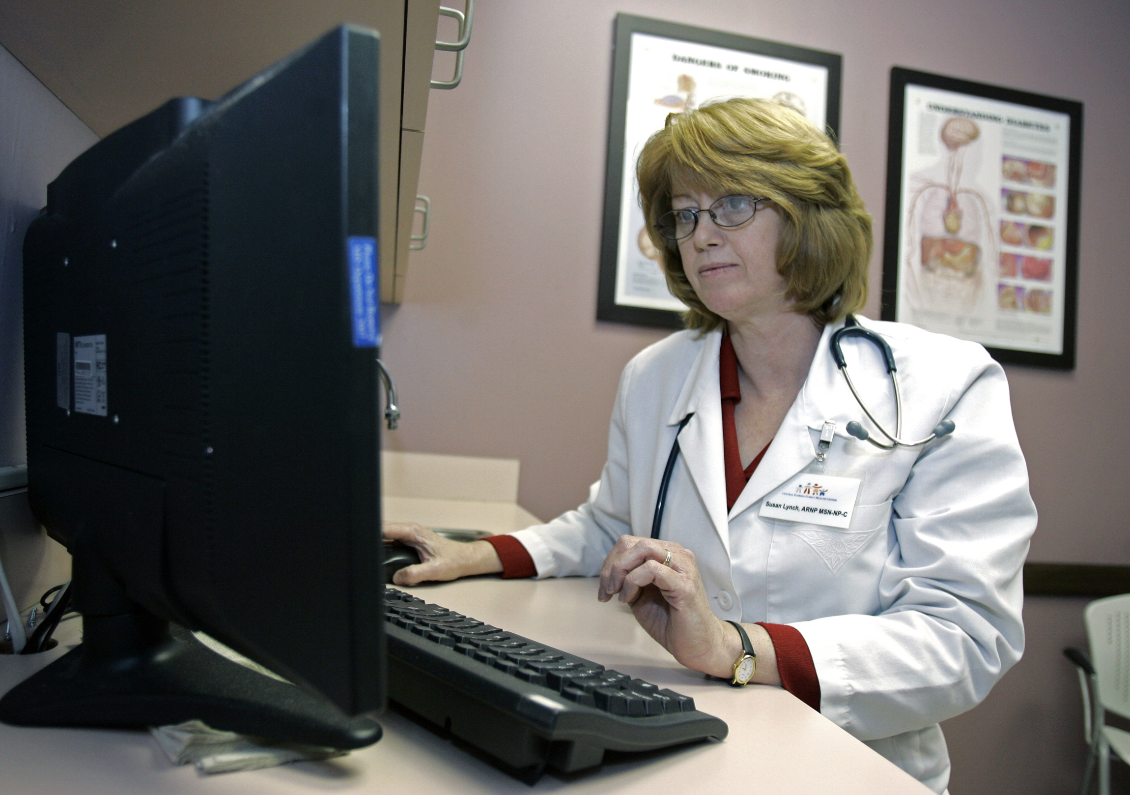 Major healthcare players agree to IT standards